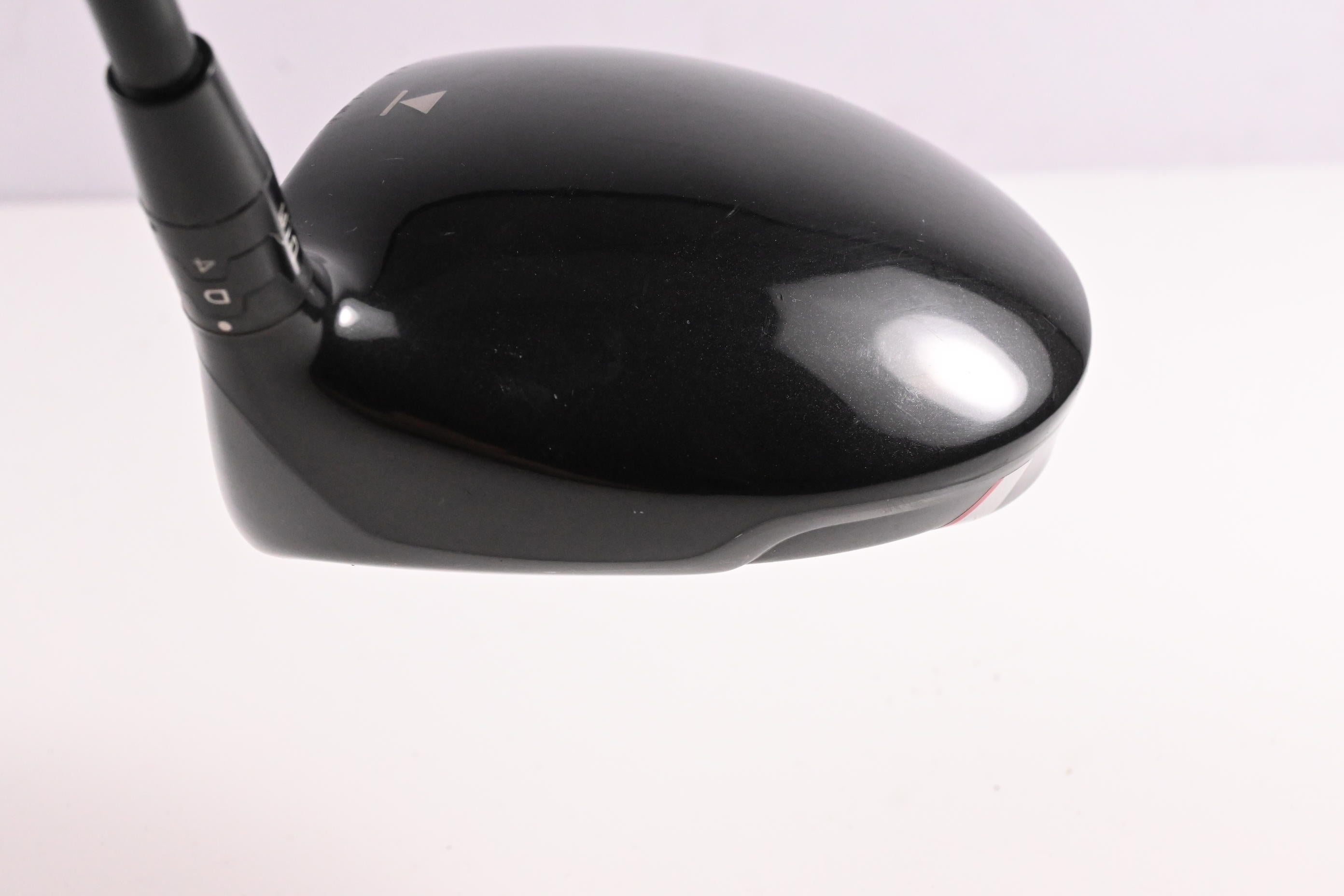 Titleist 913 D3 Driver / 9.5 Degree / Stiff Flex Diamana D+ 72 Shaft