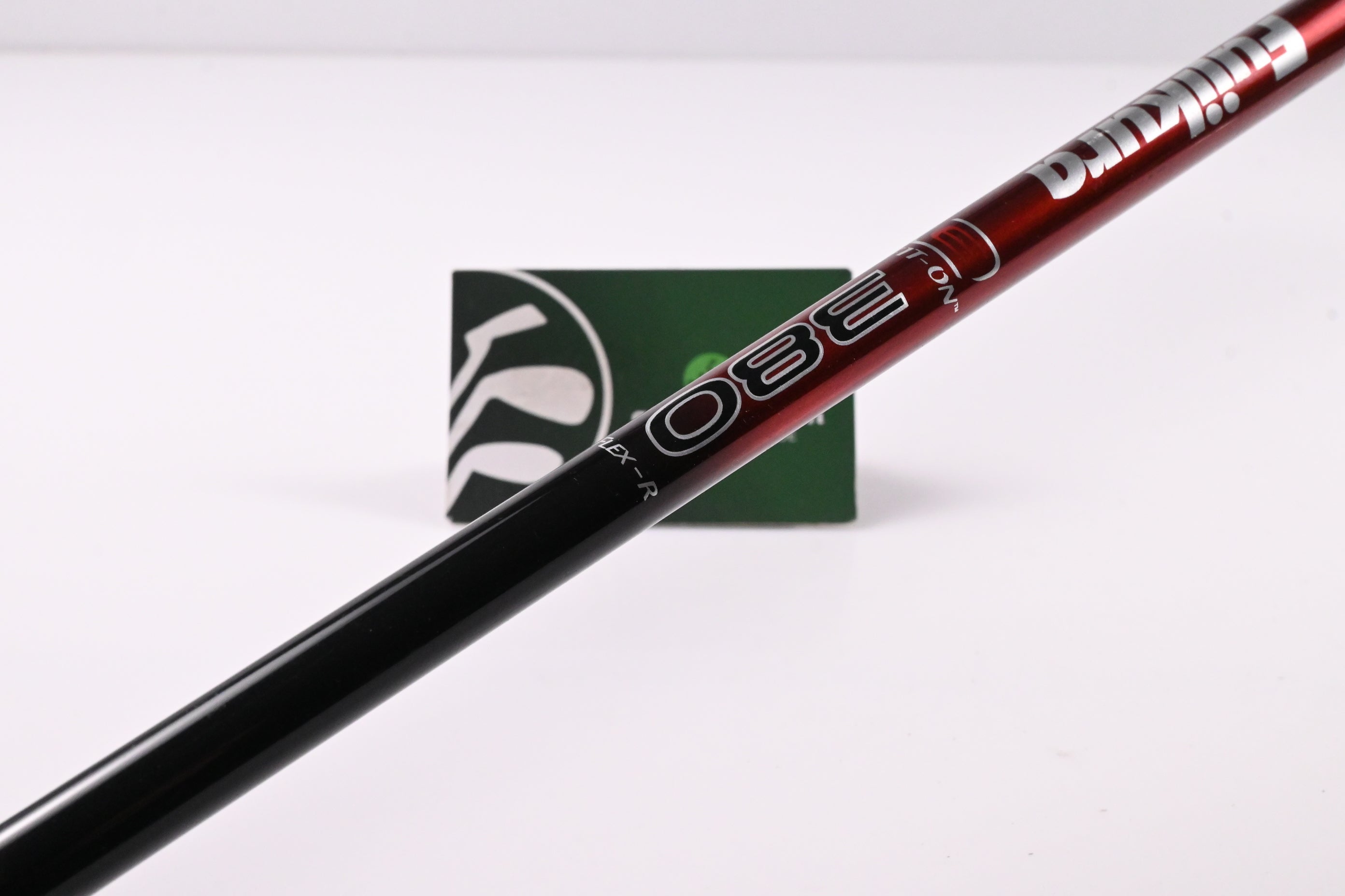 Titleist 905 T Driver / 8.5 Degree / Regular Flex Fujikura Fit-On 380