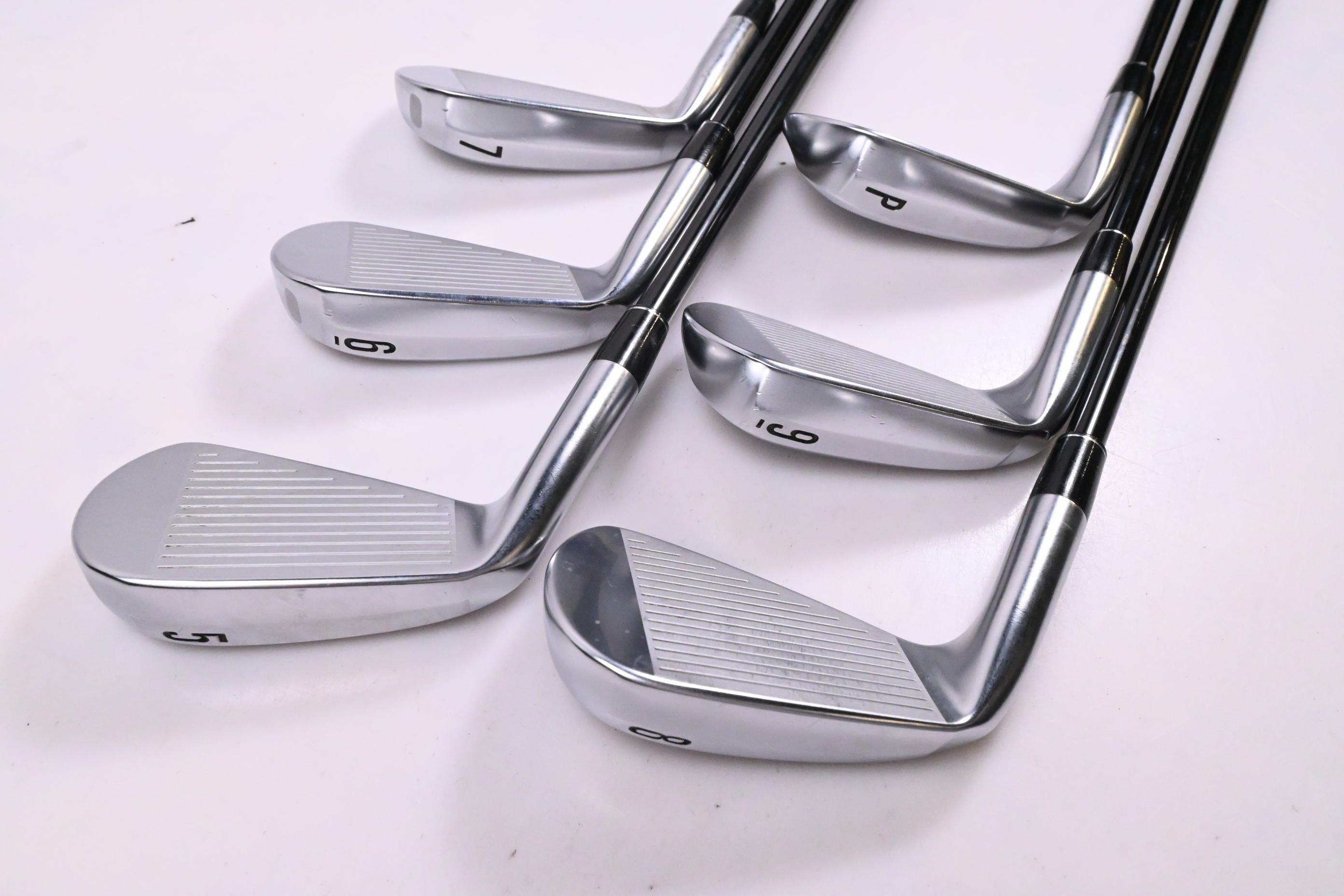 Srixon ZXi5 Irons / 5-PW / Regular Flex Accra iSeries 5 Shafts
