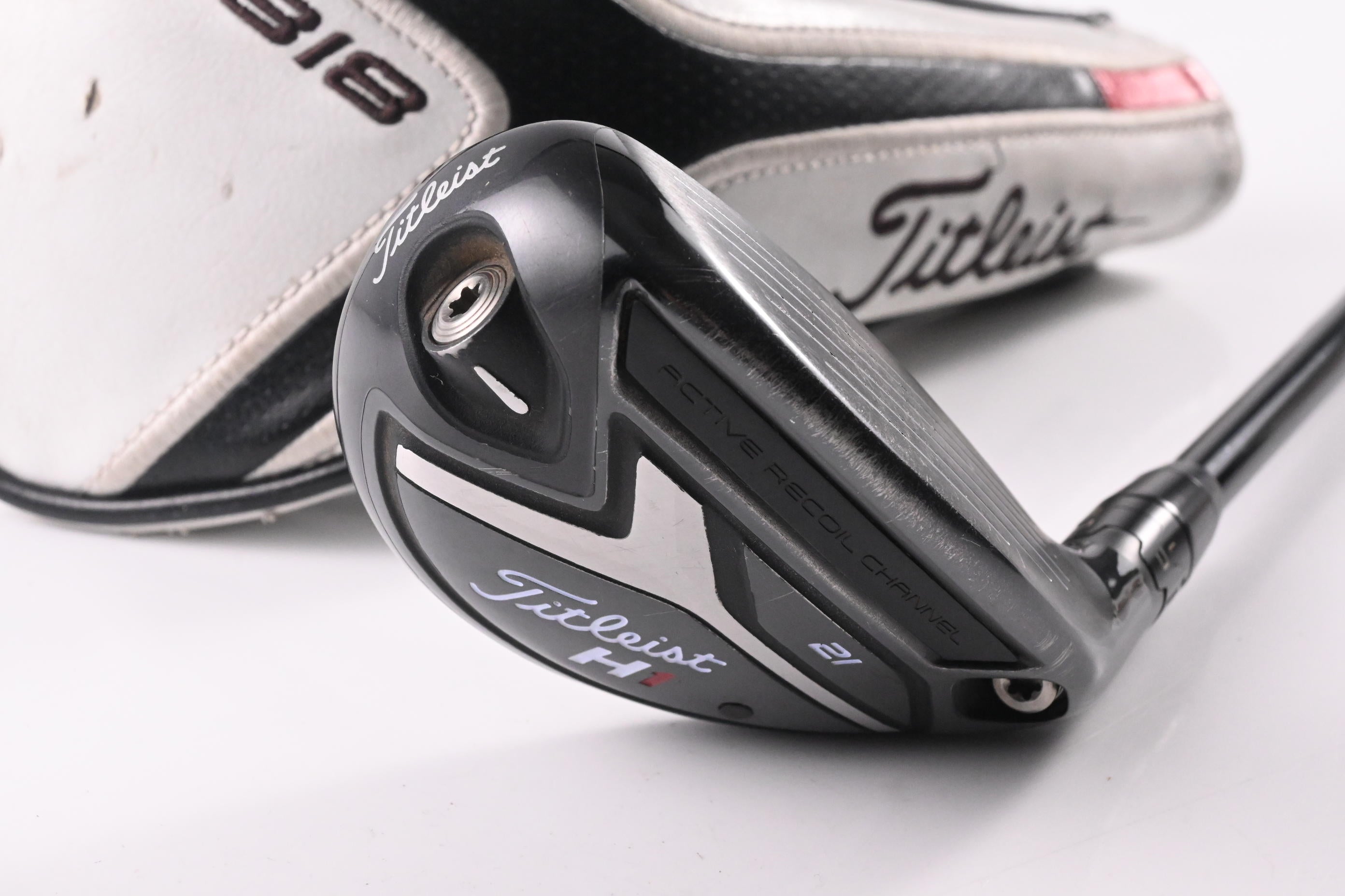 Titleist 818 H1 #3 Hybrid / 21 Degree / Regular Flex Tensei CK Red 60 Shaft