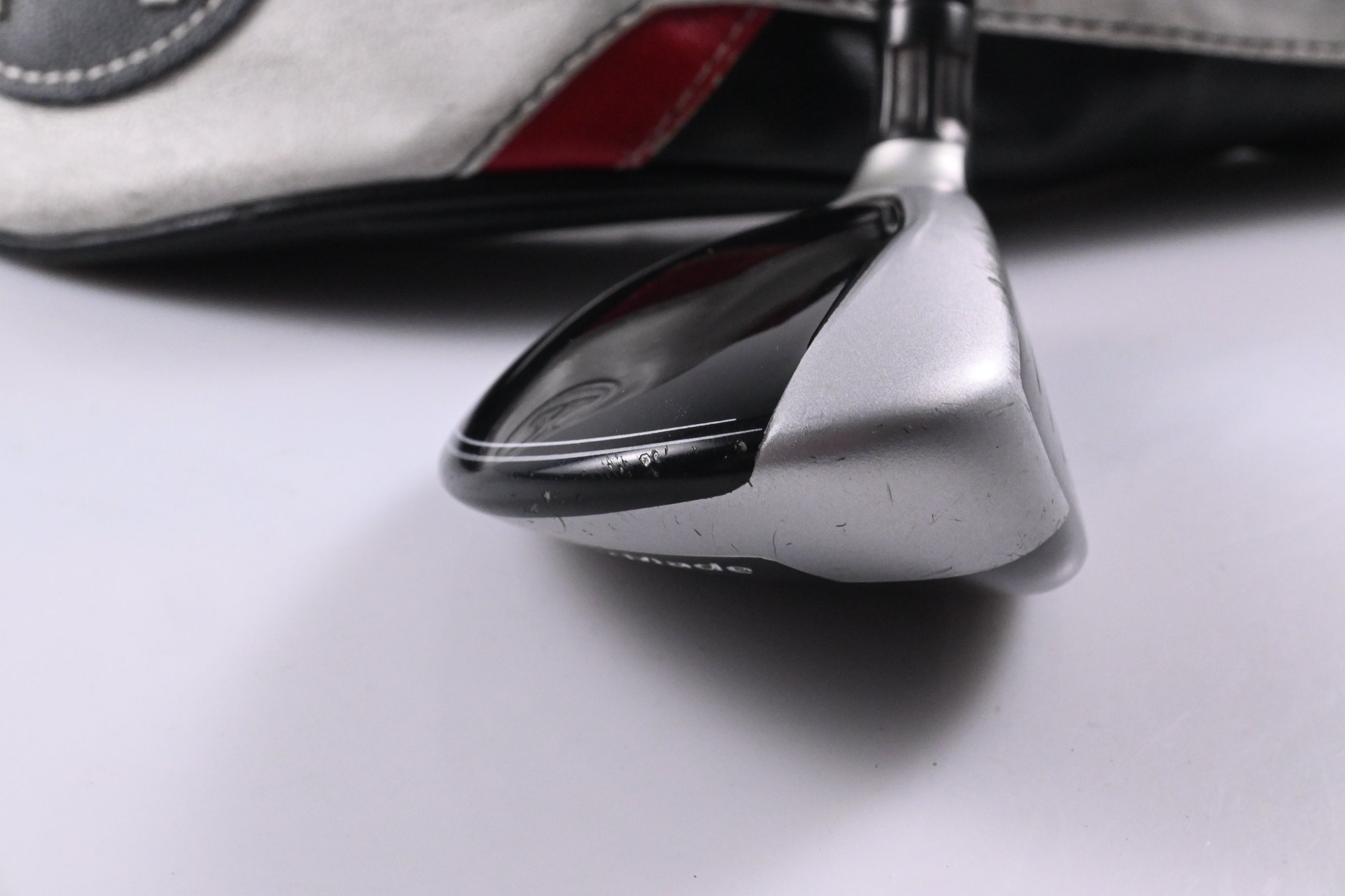 Taylormade M4 #4 Hybrid / 22 Degree / Stiff Flex Fujikura Atmos Red 7 Shaft