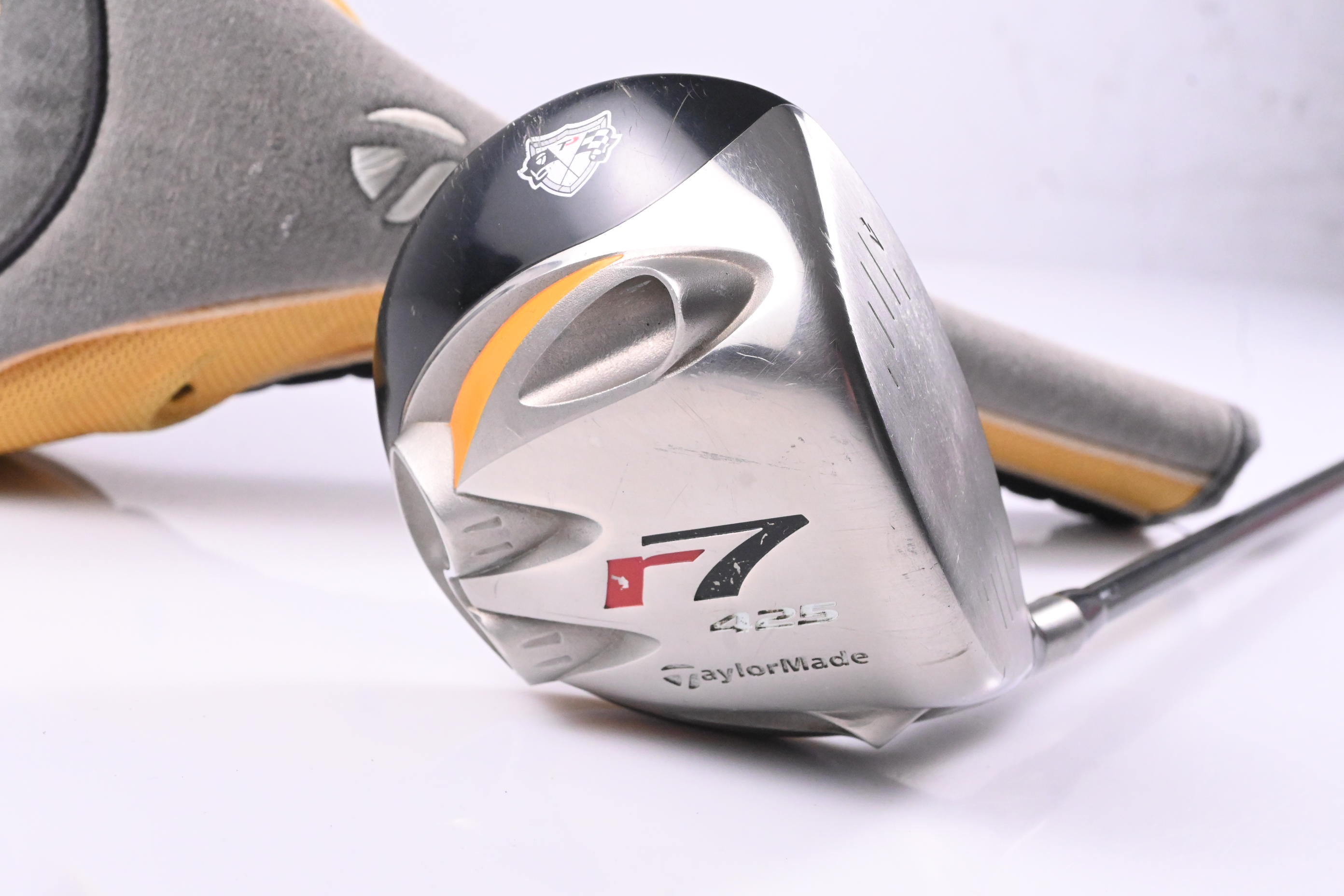 Taylormade R7 425 Driver / 9.5 Degree / Stiff Flex Reax 75 Shaft