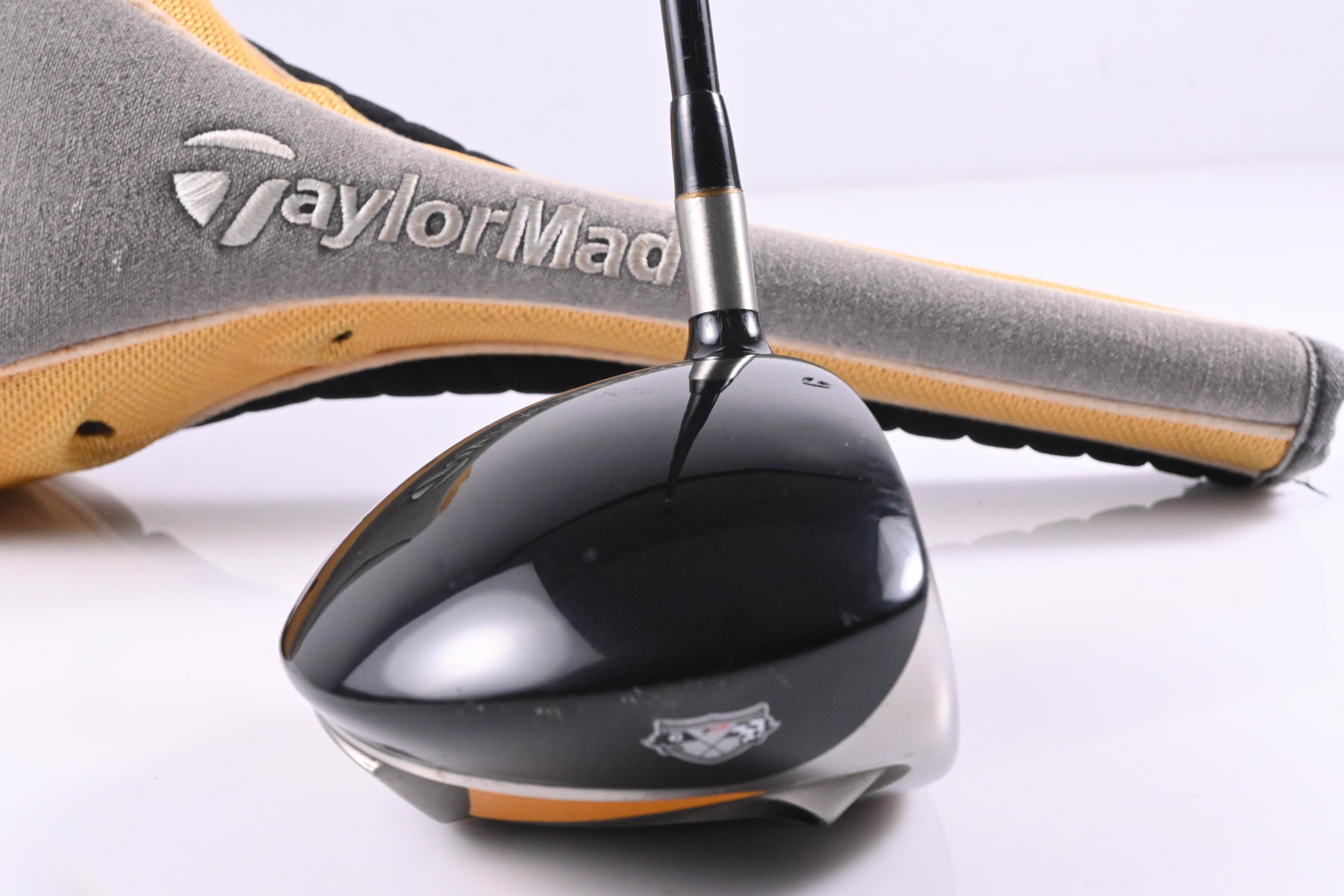 Taylormade R7 425 Driver / 9.5 Degree / Stiff Flex Reax 75 Shaft