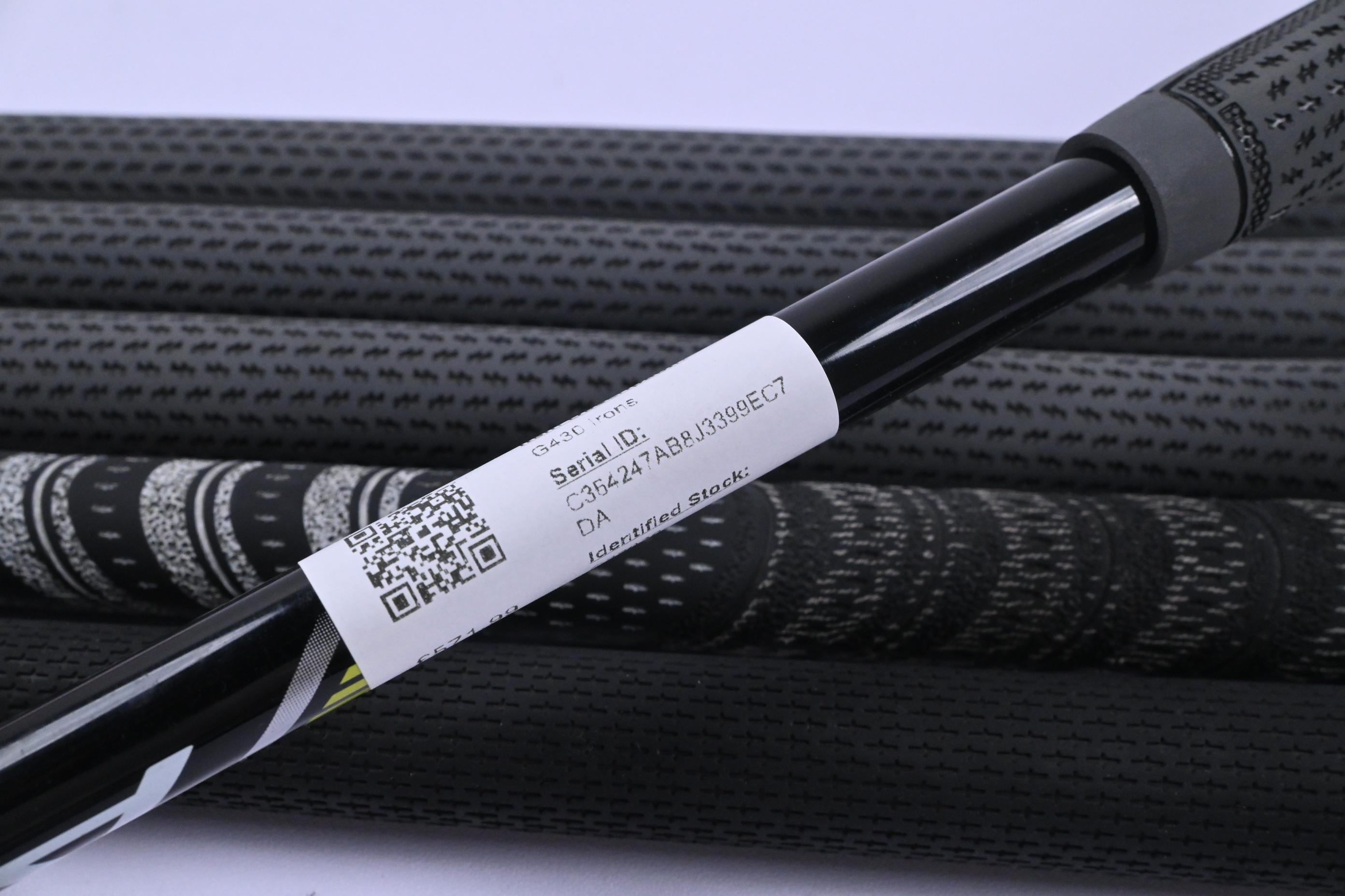 Ping G430 Irons / 4-9i / White Dot / Regular Flex Ping Alta CB Black AWT Shafts