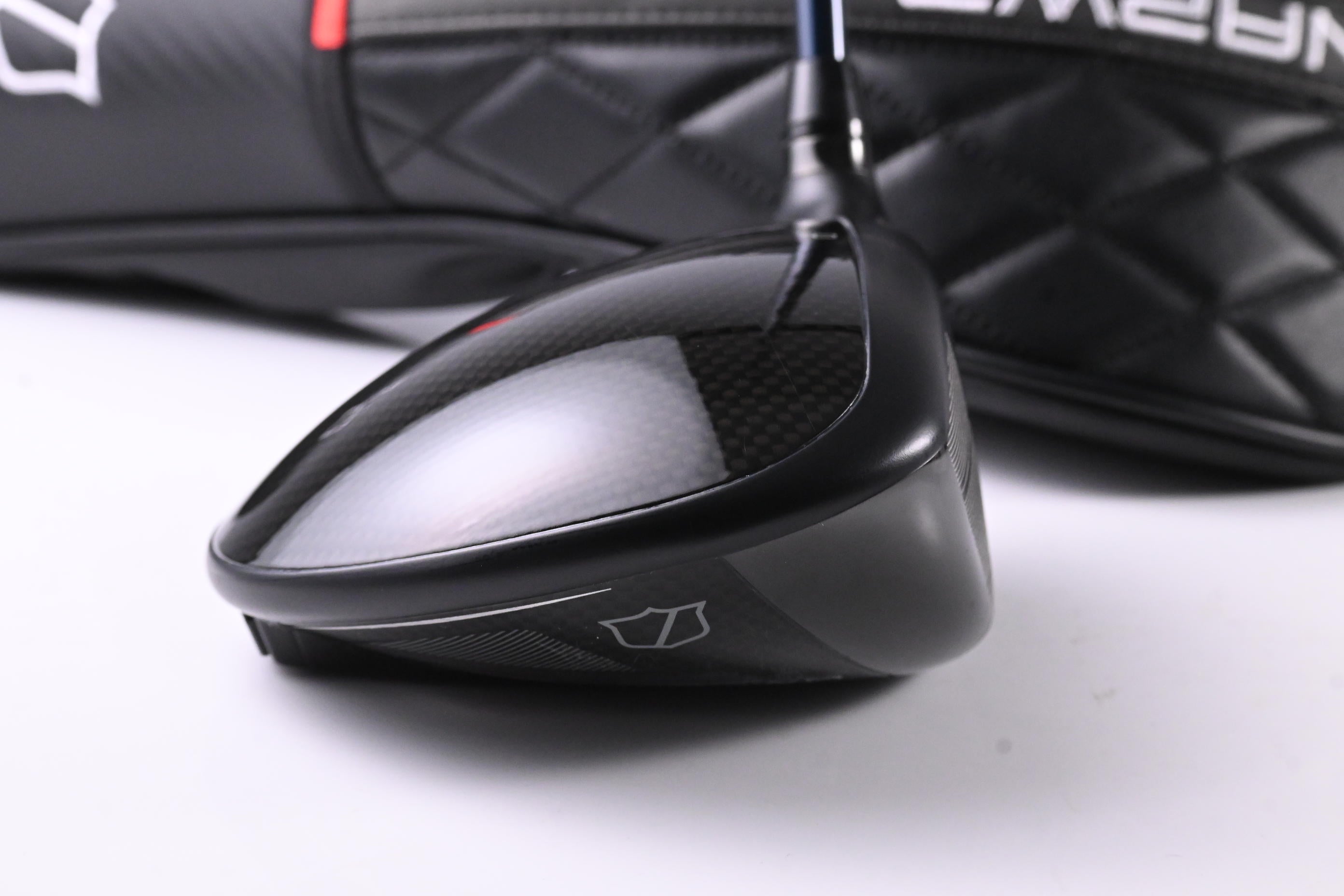 Wilson DYNAPWR 2025 Carbon Driver / 9 Degree / X-Flex Fujikura Ventus TR Blue 6