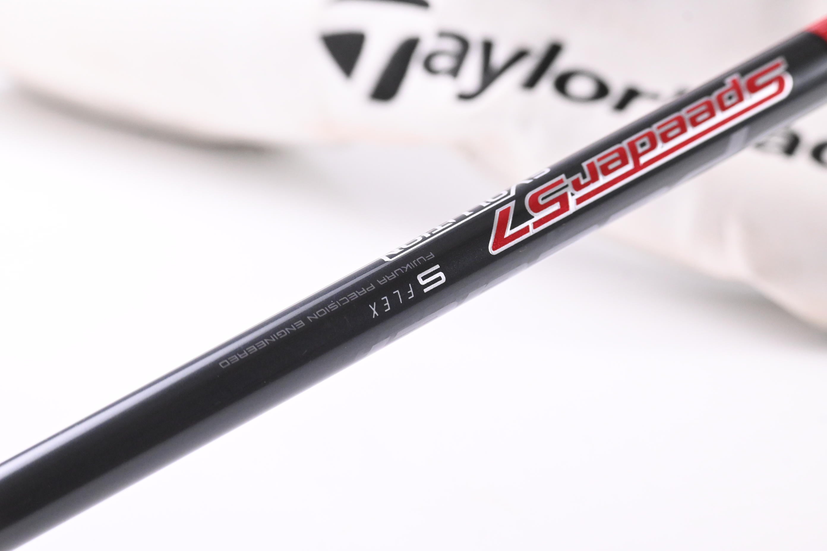 Taylormade R15 Black Driver / 9.5 Degree / Stiff Flex Speeder Evolution 57 Shaft