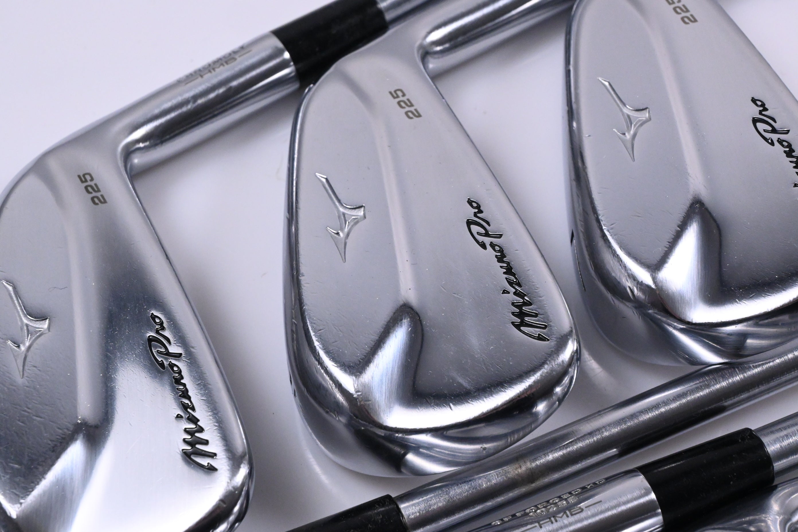 Mizuno Pro 225 Irons / 5-PW+GW / Regular Plus Flex Project X IO 105 Shafts