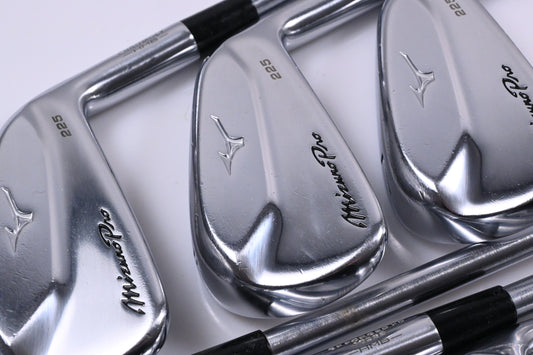 Mizuno Pro 225 Irons / 5-PW+GW / Regular Plus Flex Project X IO 105 Shafts