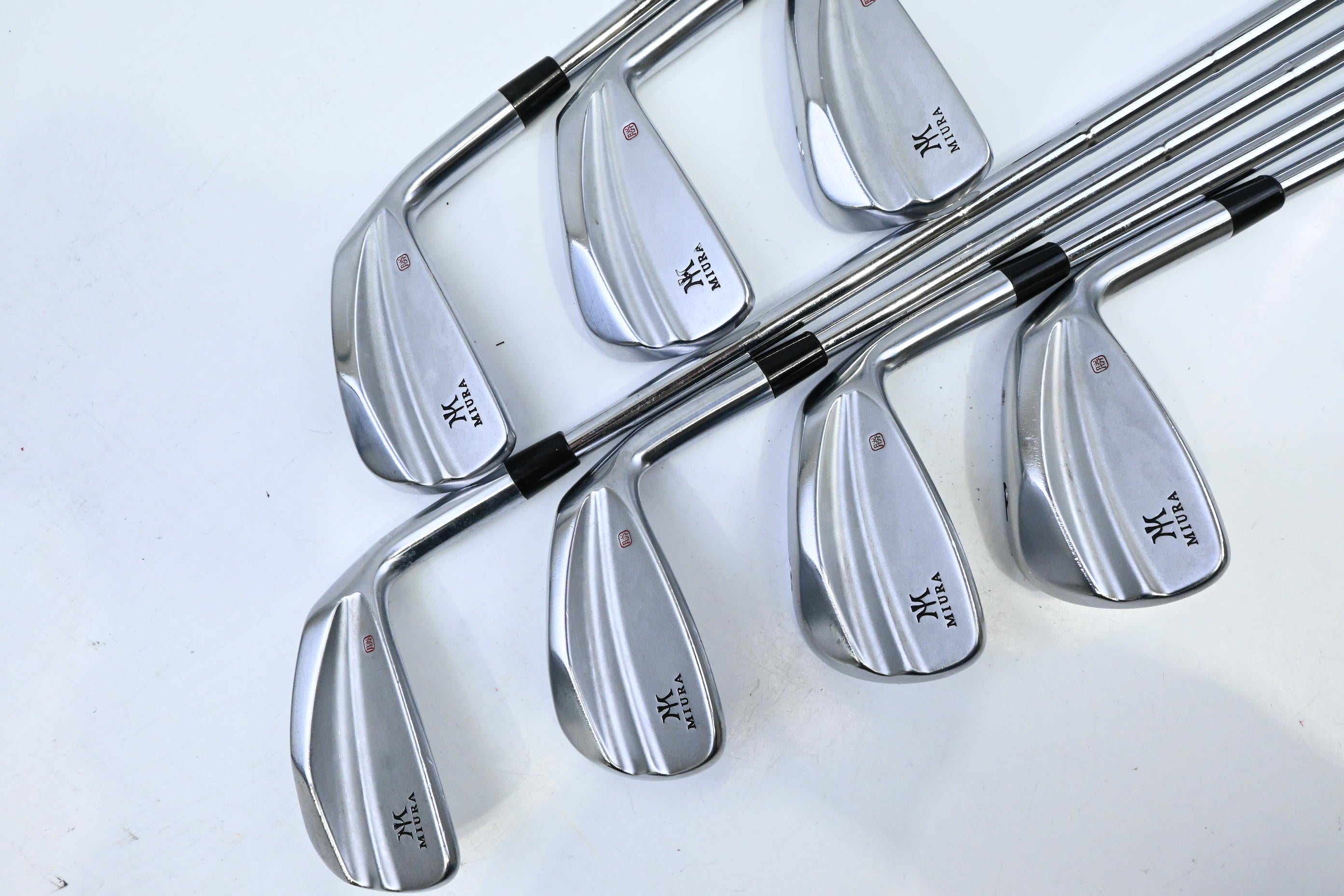 Miura KM-700 Irons / 4-PW / X-Flex Dynamic Gold 120 X100 Shafts
