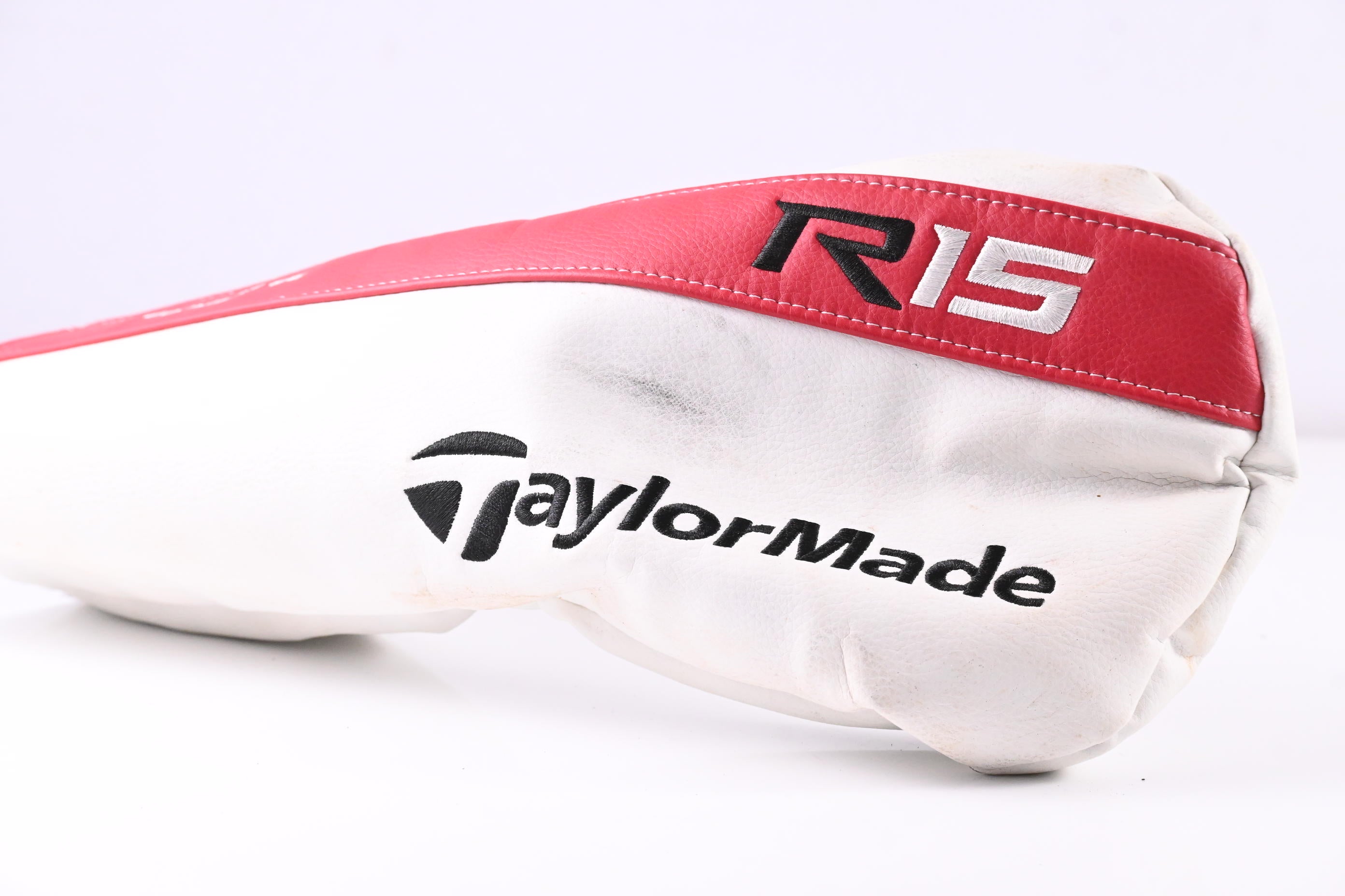 Taylormade R15 Black Driver / 9.5 Degree / Stiff Flex Speeder Evolution 57 Shaft