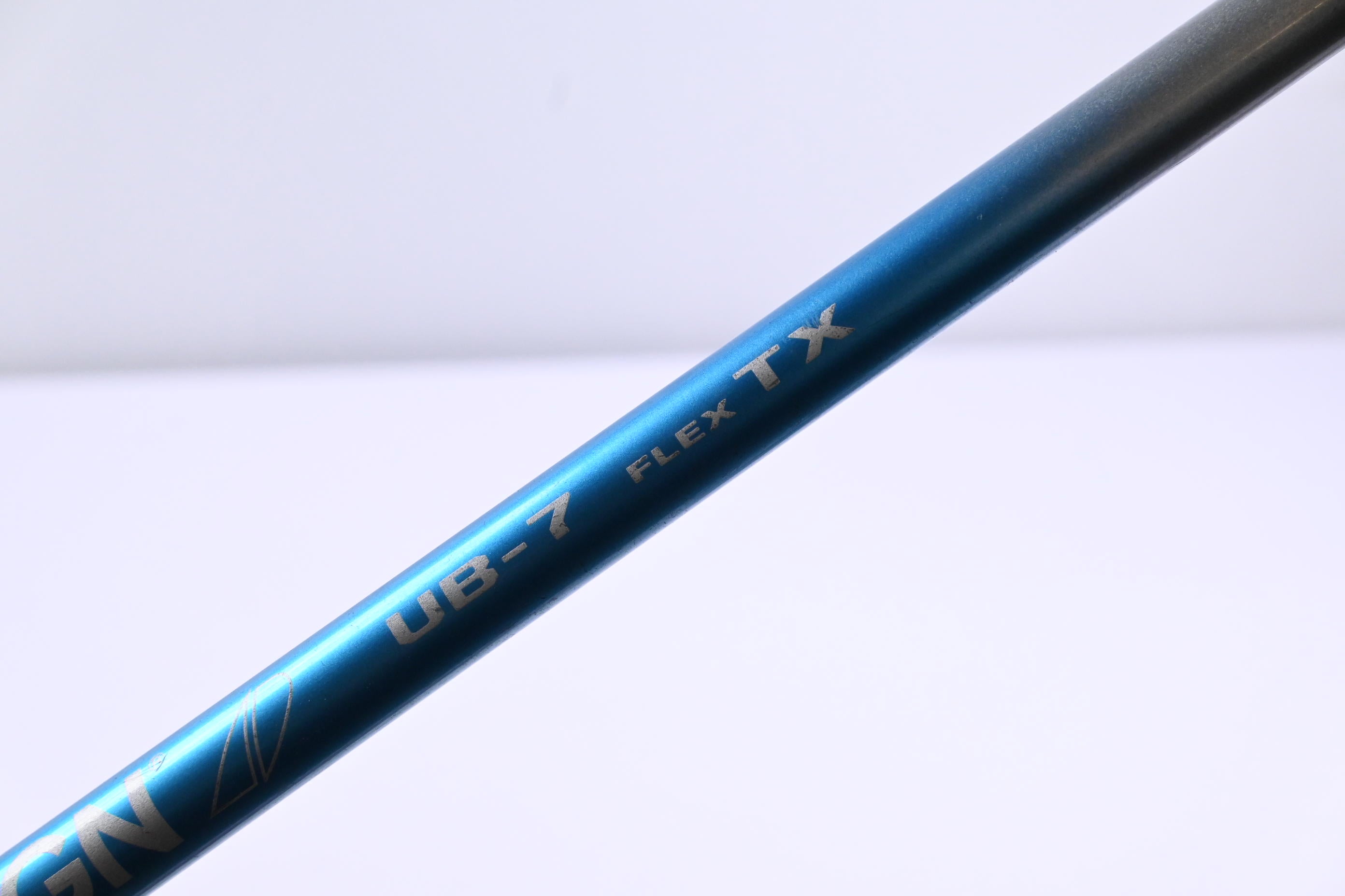 Graphite Design Tour AD UB-7 Driver Shaft / TX-Flex / Titleist Adapter
