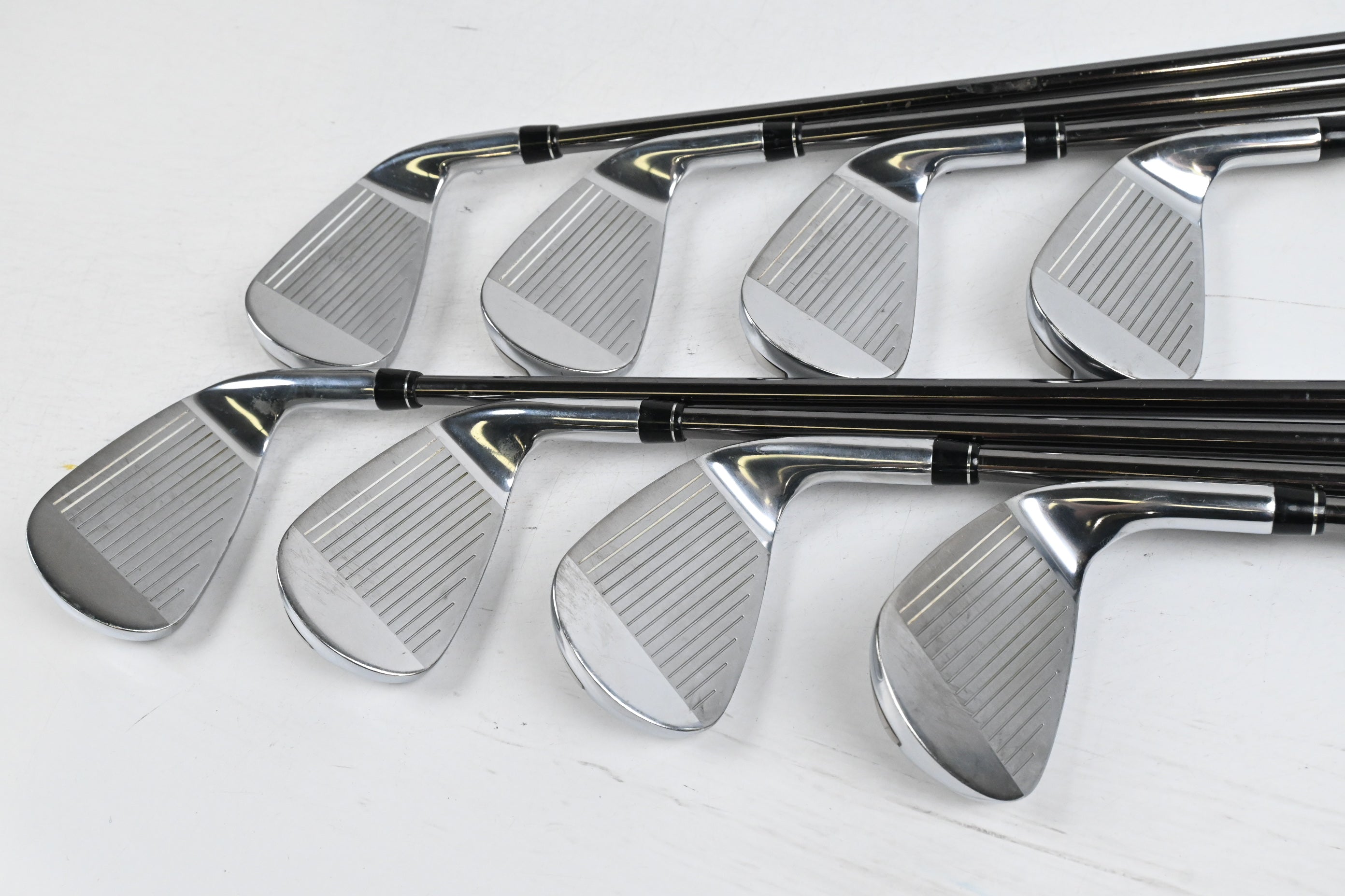 Left Hand Callaway Great Big Bertha 2023 Irons / 4-PW+GW / Regular Flex Helium
