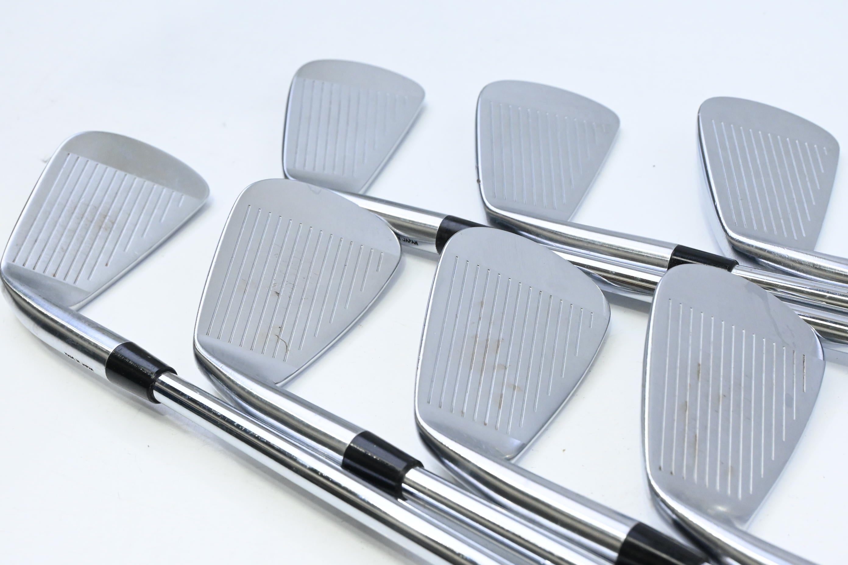 Miura KM-700 Irons / 4-PW / X-Flex Dynamic Gold 120 X100 Shafts