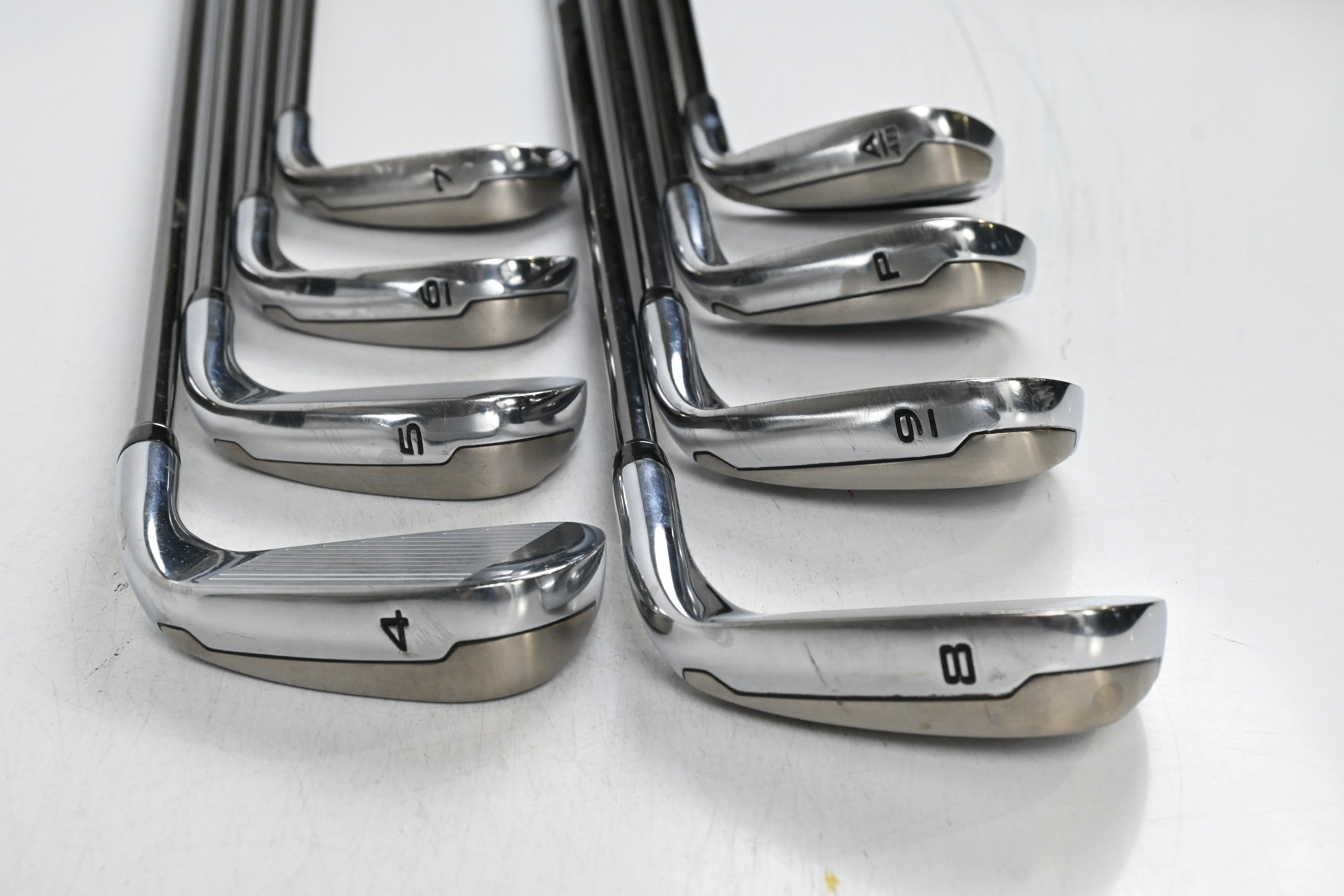 Left Hand Callaway Great Big Bertha 2023 Irons / 4-PW+GW / Regular Flex Helium