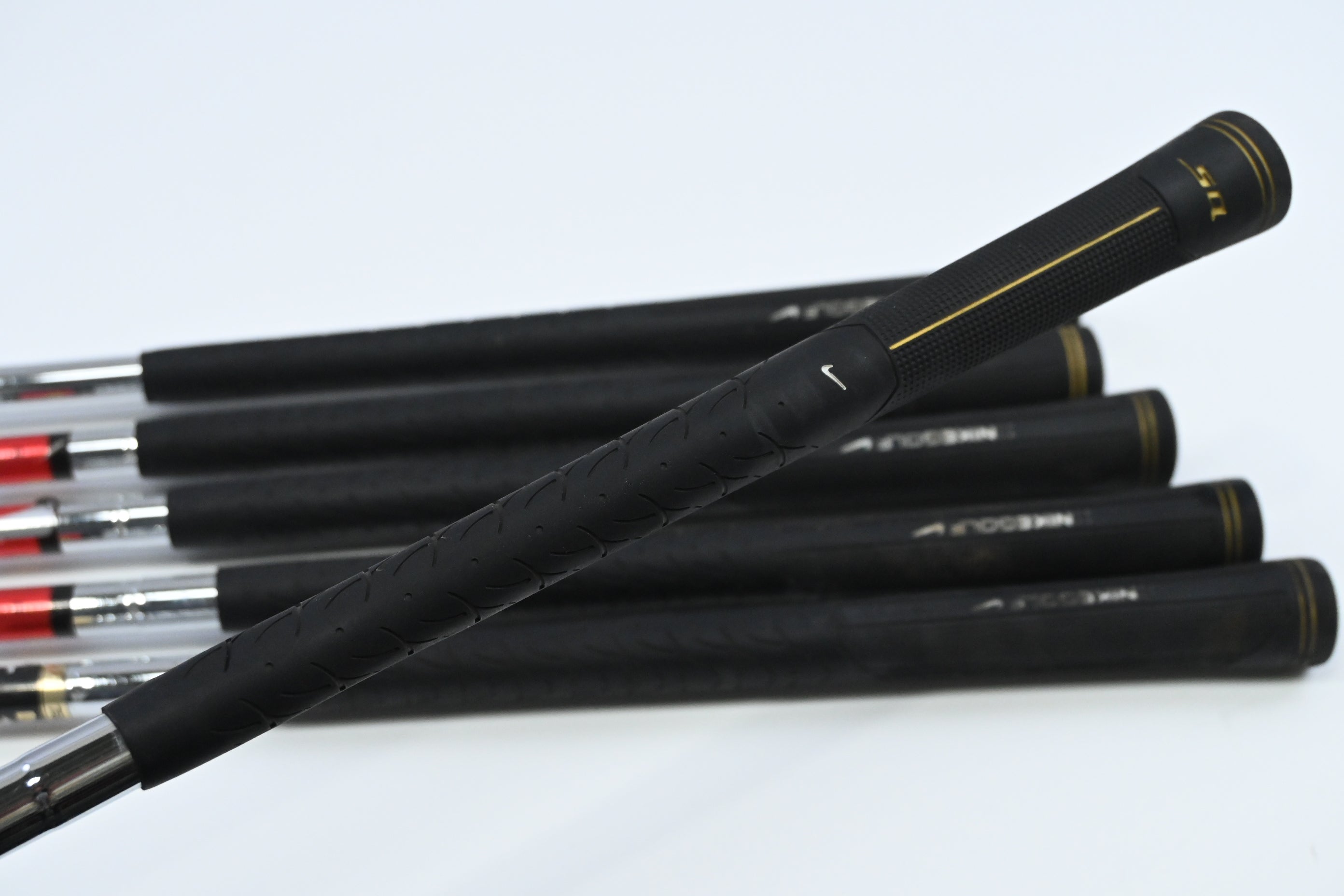 Nike SQ Machspeed Irons / 6-9+SW+LW / Regular Flex Dynalite 90 Shafts
