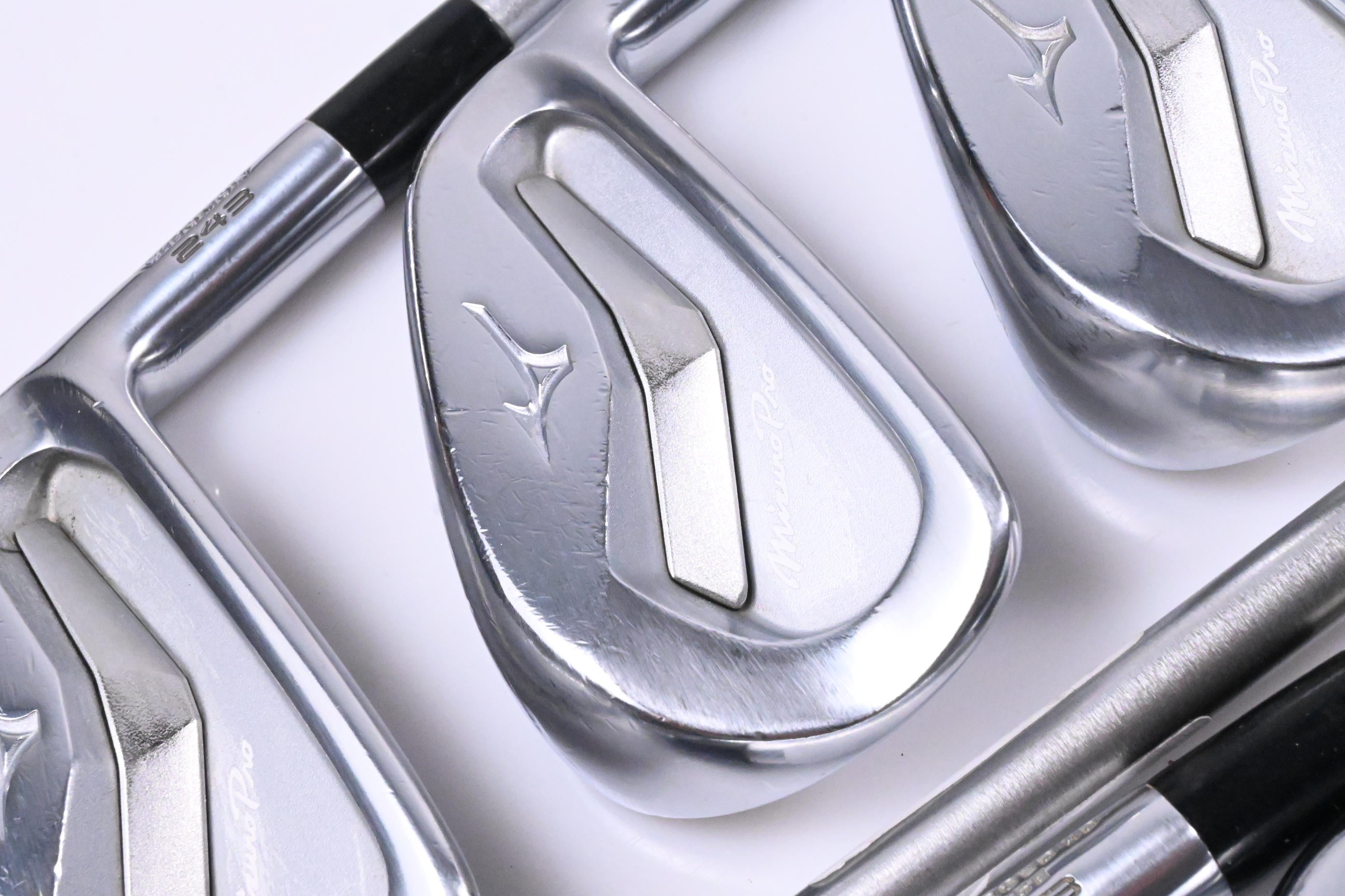 Mizuno Pro 243 Irons / 4-PW / X-Flex KBS Tour C-Taper 130 Shafts