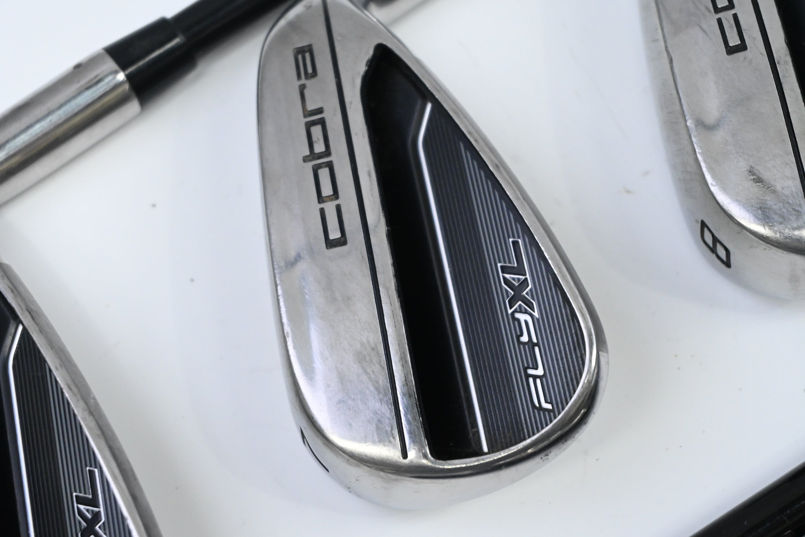 Cobra Fly XL Irons / 6-PW+SW / Regular Flex Cobra Fly XL Shafts