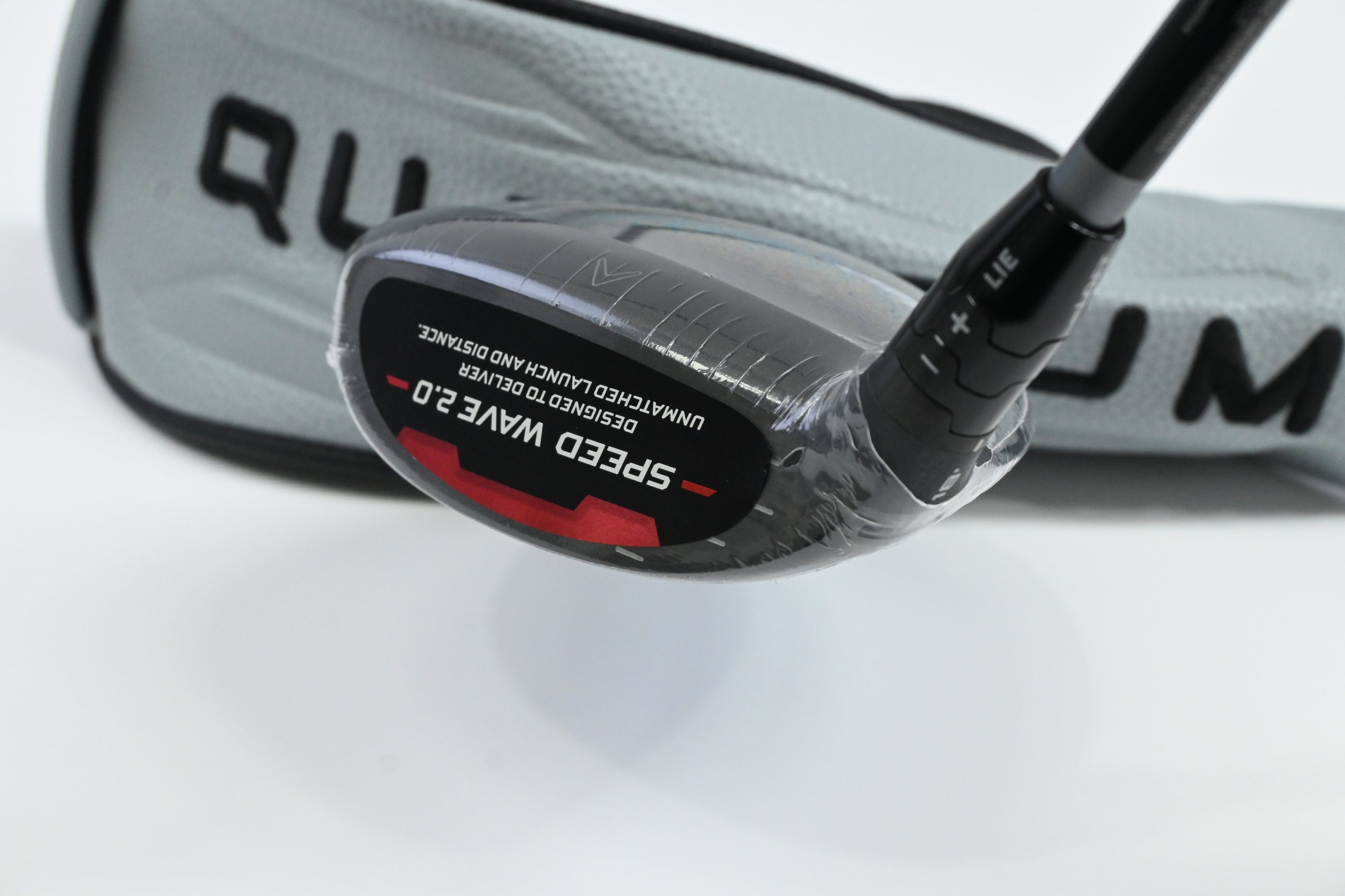 Callaway Quantum Max D #5 Wood / 18 Degree / Regular Flex Denali Frost Silver 60