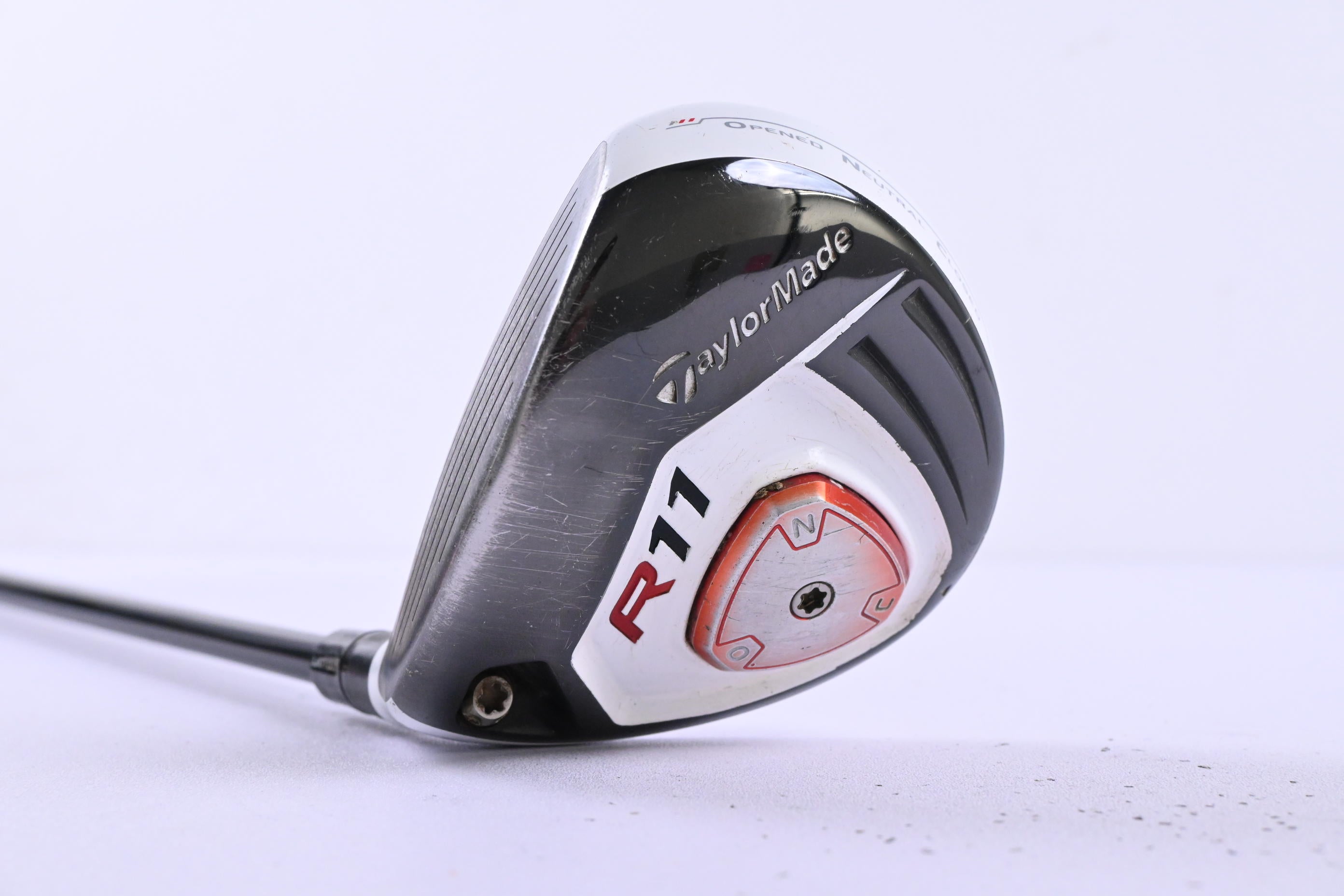 Left Hand Taylormade R11 #3 Wood / 15.5 Degree / Regular Flex Fujikura Blur 70