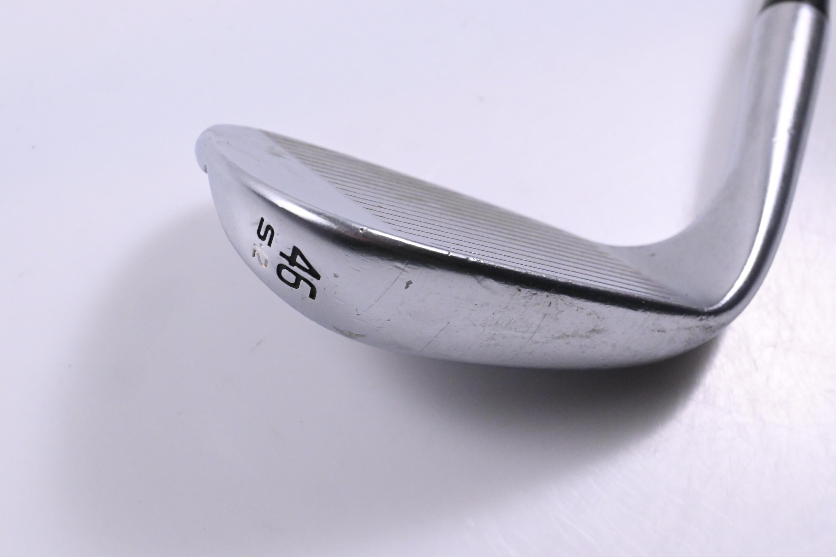 Ping Glide 4.0 Pitching Wedge / 46 Degree / Green Dot / X-Flex Dynamic Gold X100
