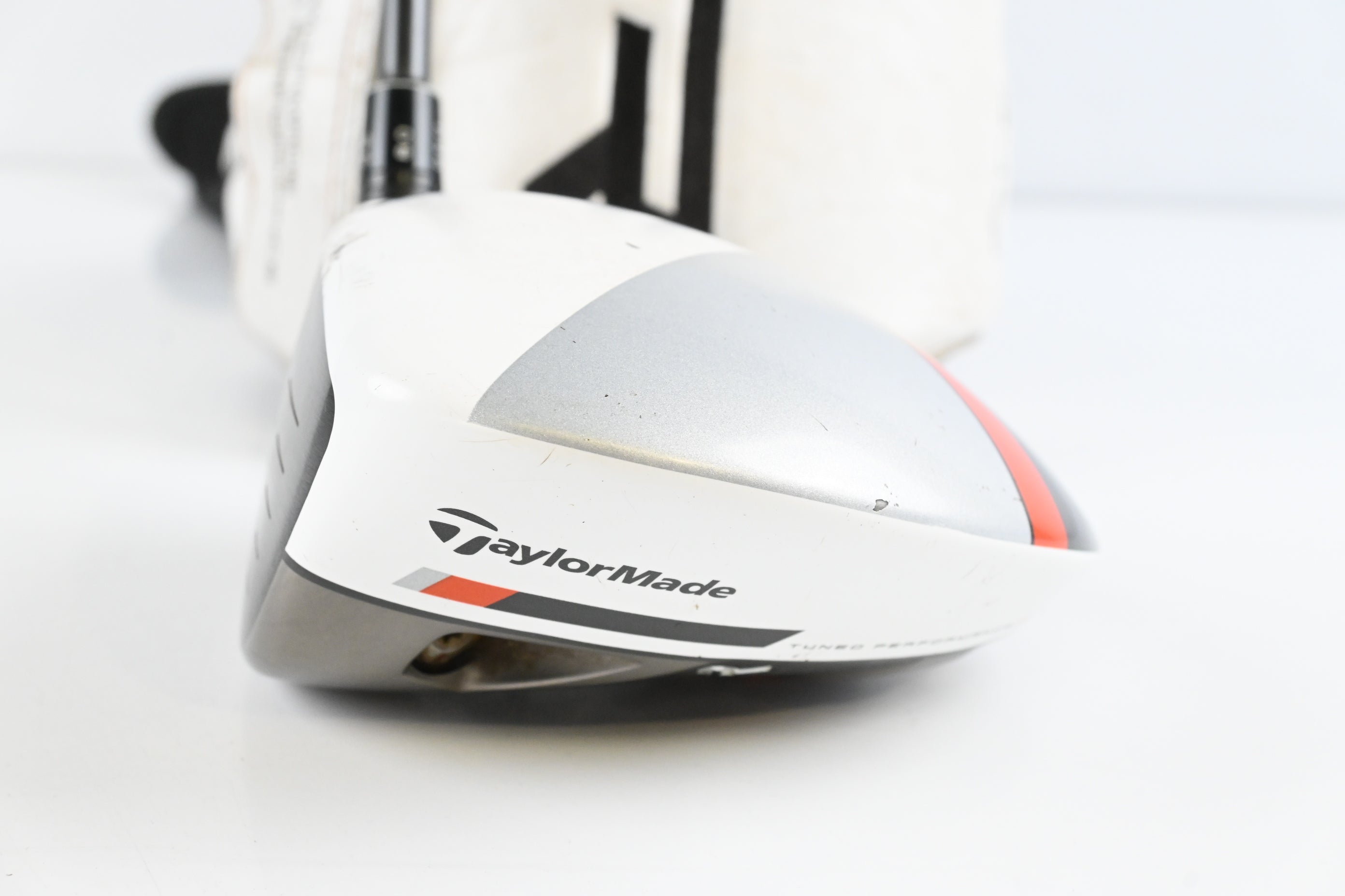 Left Hand Taylormade R1 Driver / 8-12 Degree / Regular Flex Aldila RIP Phenom 65