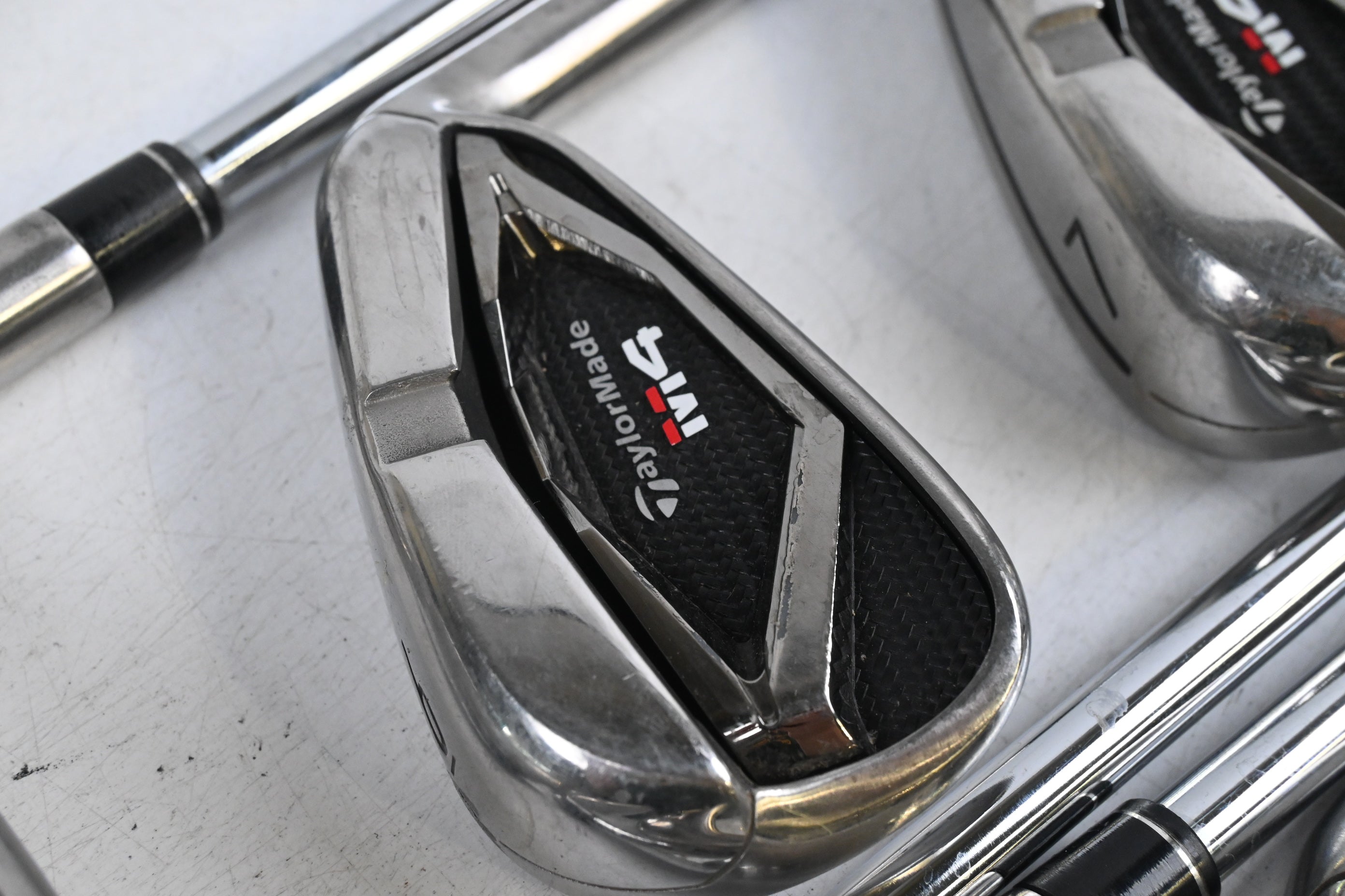 Taylormade M4 Irons / 5-PW+SW / Regular Flex KBS MAX 85 Shafts