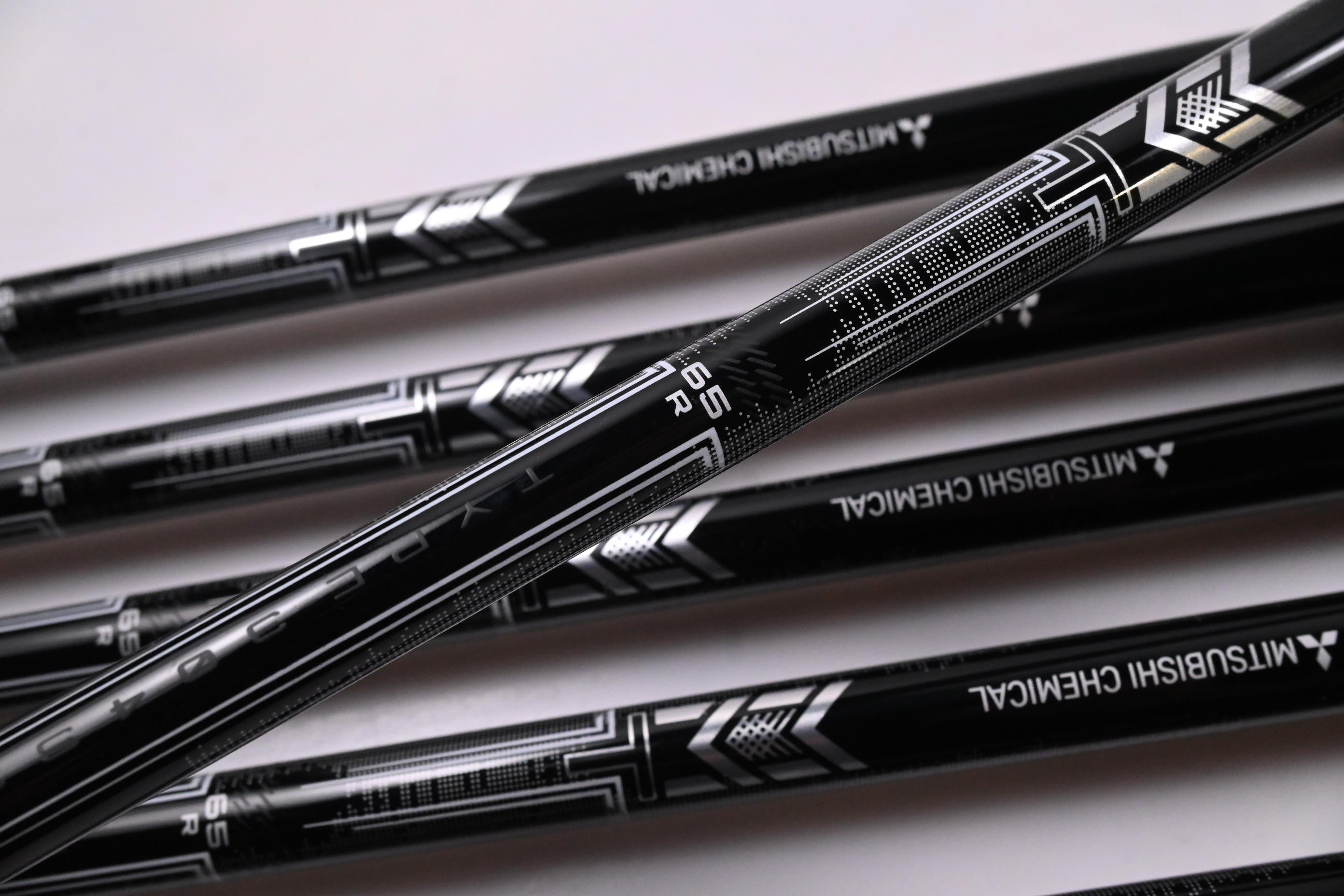 Mizuno JPX 925 Hot Metal Irons / 5-PW / Regular Flex MMT 65 Shafts