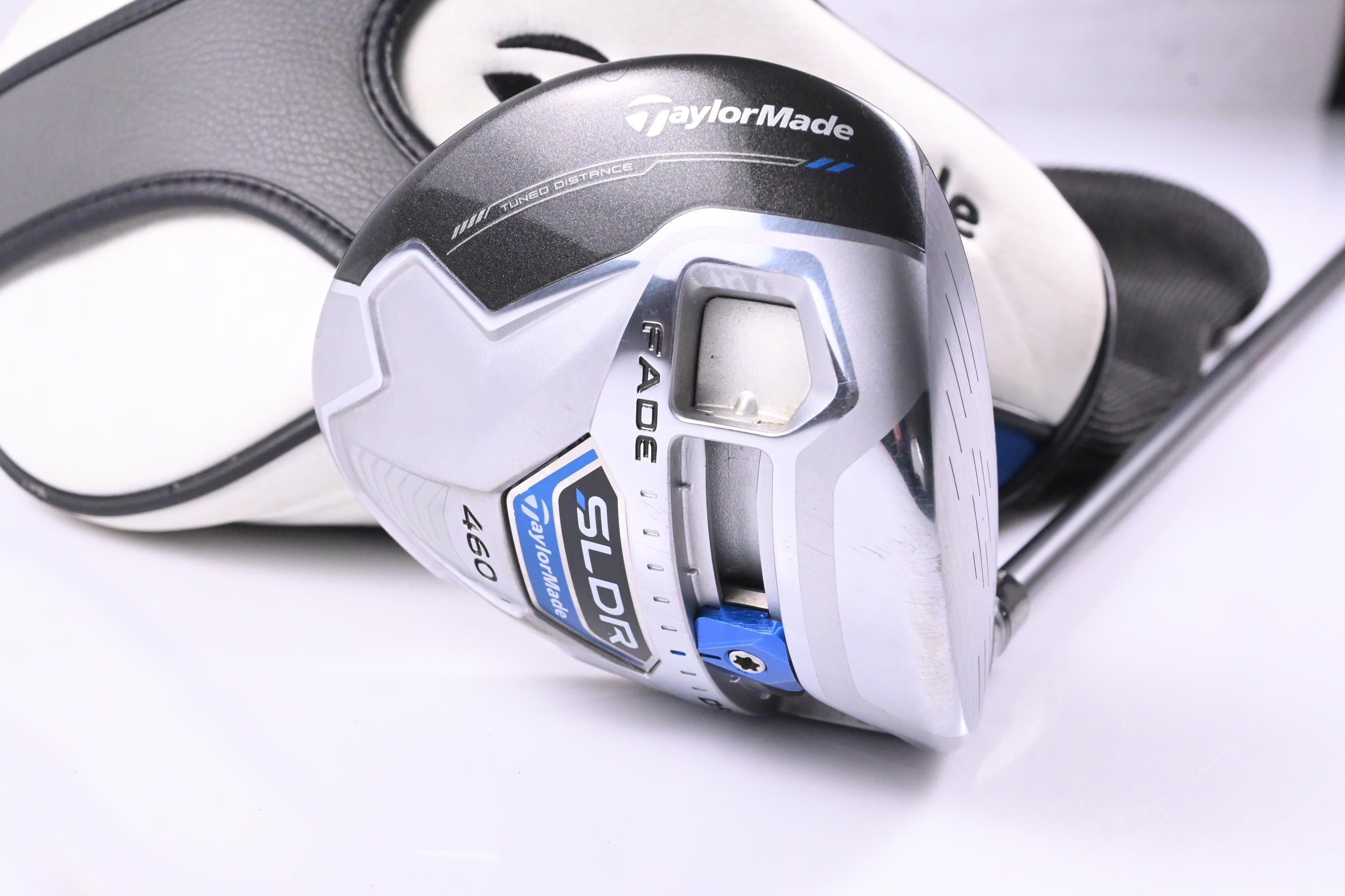 Taylormade SLDR Driver / 9.5 Degree / Stiff Flex Fujikura Speeder 57 Shaft