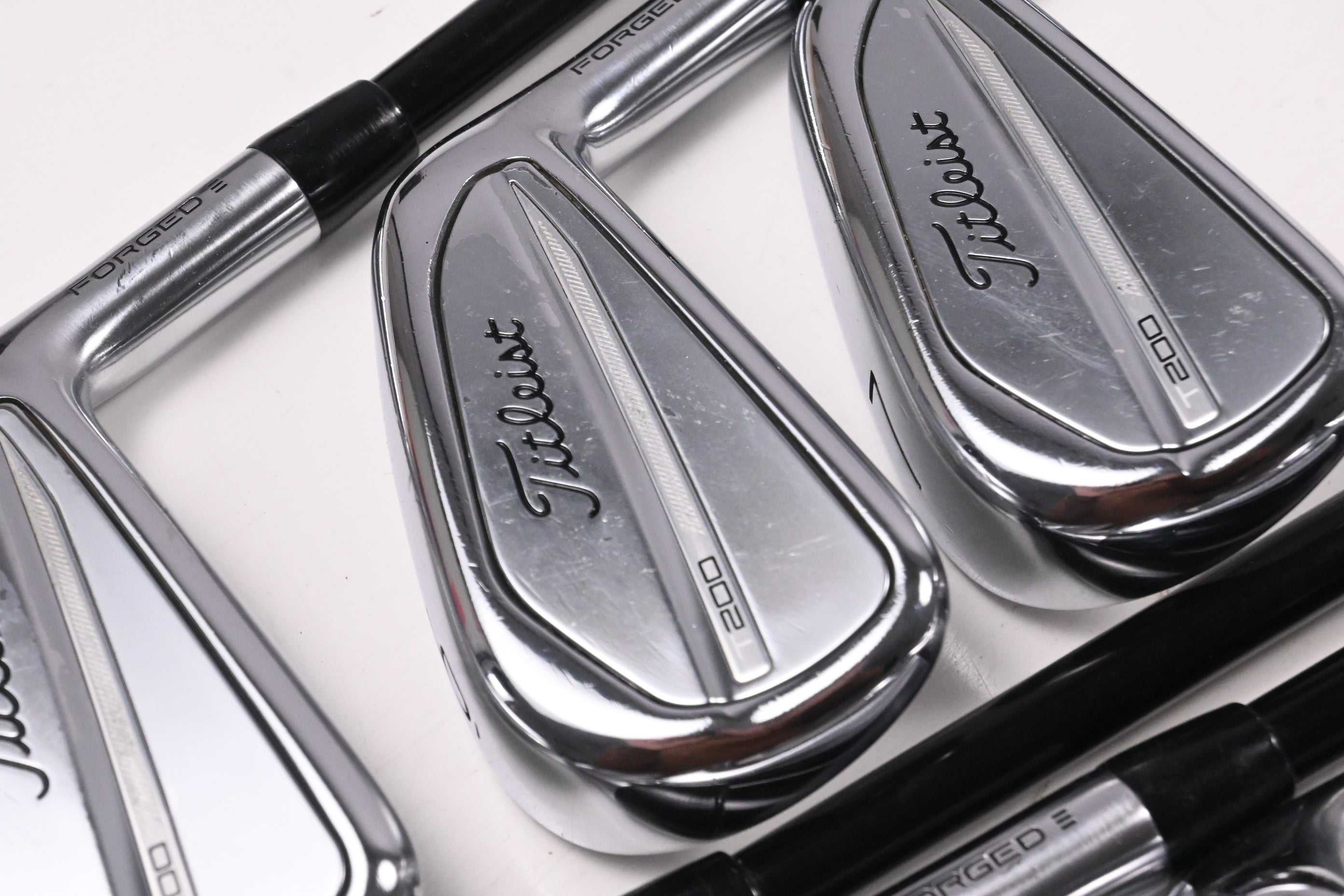 Titleist T200 2023 Irons / 5-PW+48° / Regular Flex Tensei AV Red AM(2) Shafts