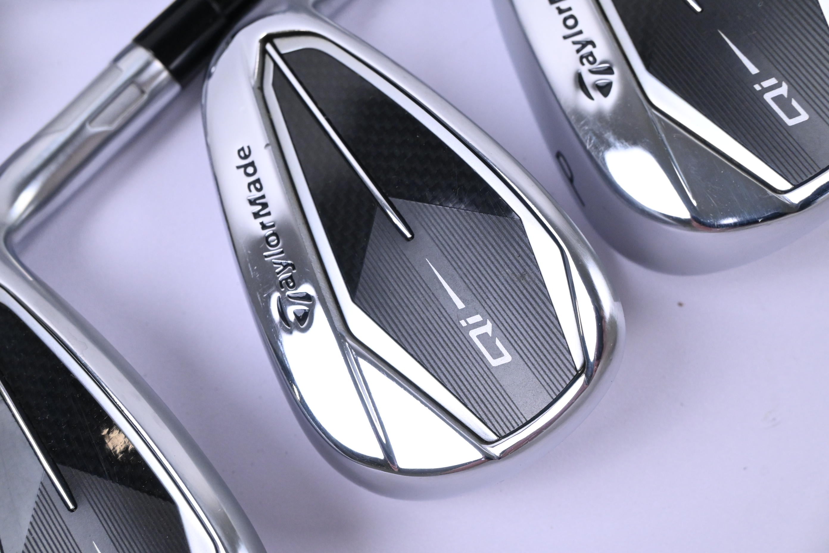 Taylormade Qi Irons / 4-PW+SW / Regular Flex Ventus TR Blue 6 Shafts