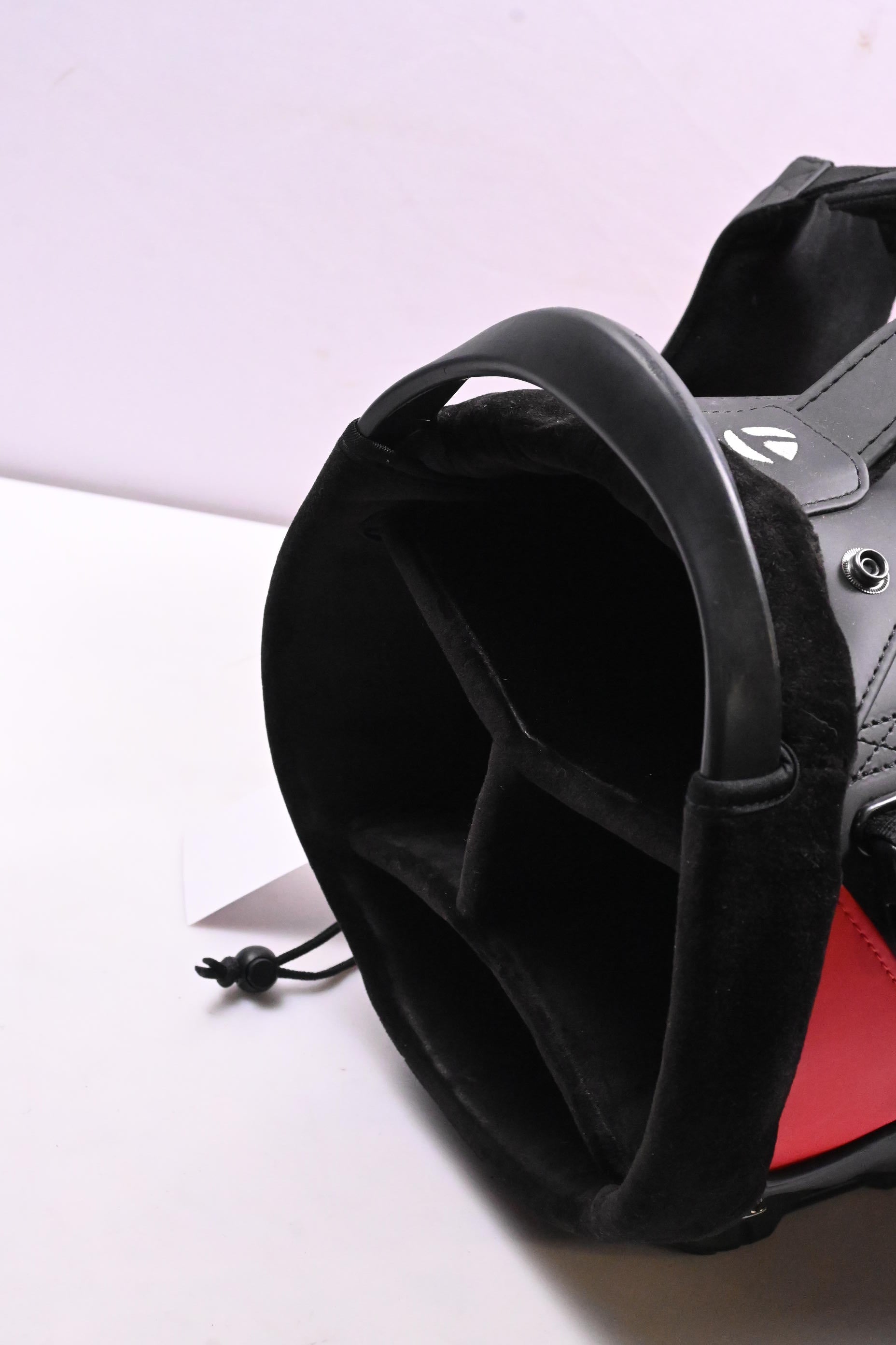 Taylormade Stealth Stand Bag / 4-Way Divider / Red, Black