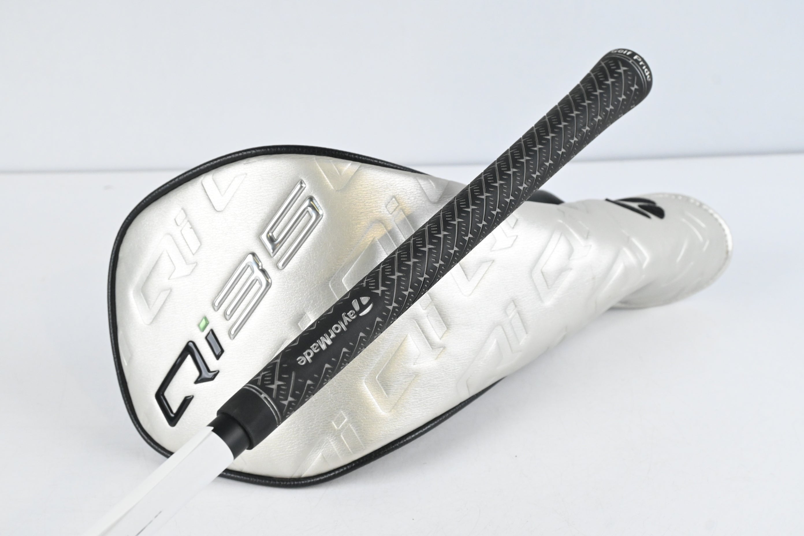 Taylormade Qi35 LS Driver / 9 Degree / Stiff Flex Kai'li Dark Waves CB Blue 60