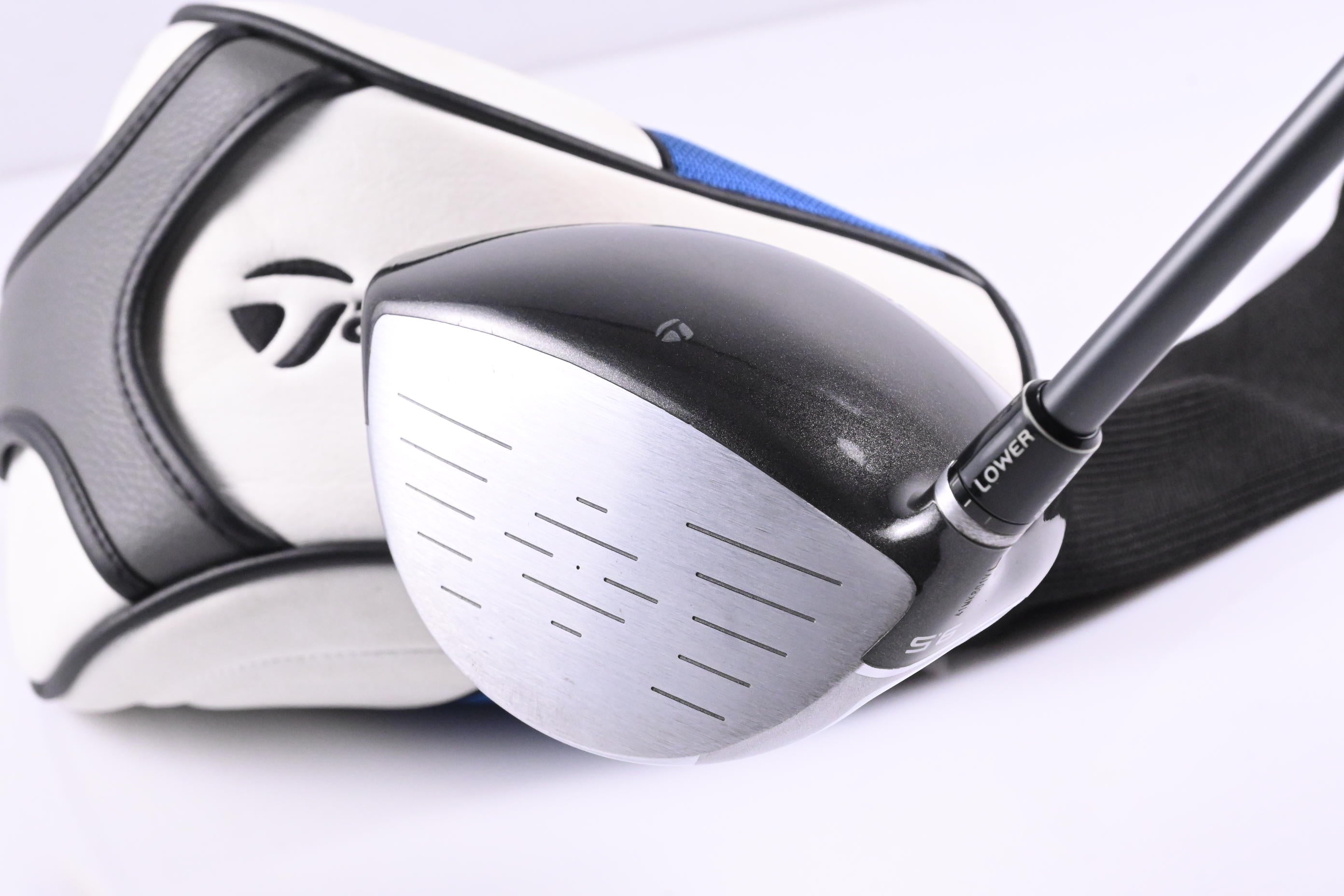 Taylormade SLDR Driver / 9.5 Degree / Stiff Flex Fujikura Speeder 57 Shaft