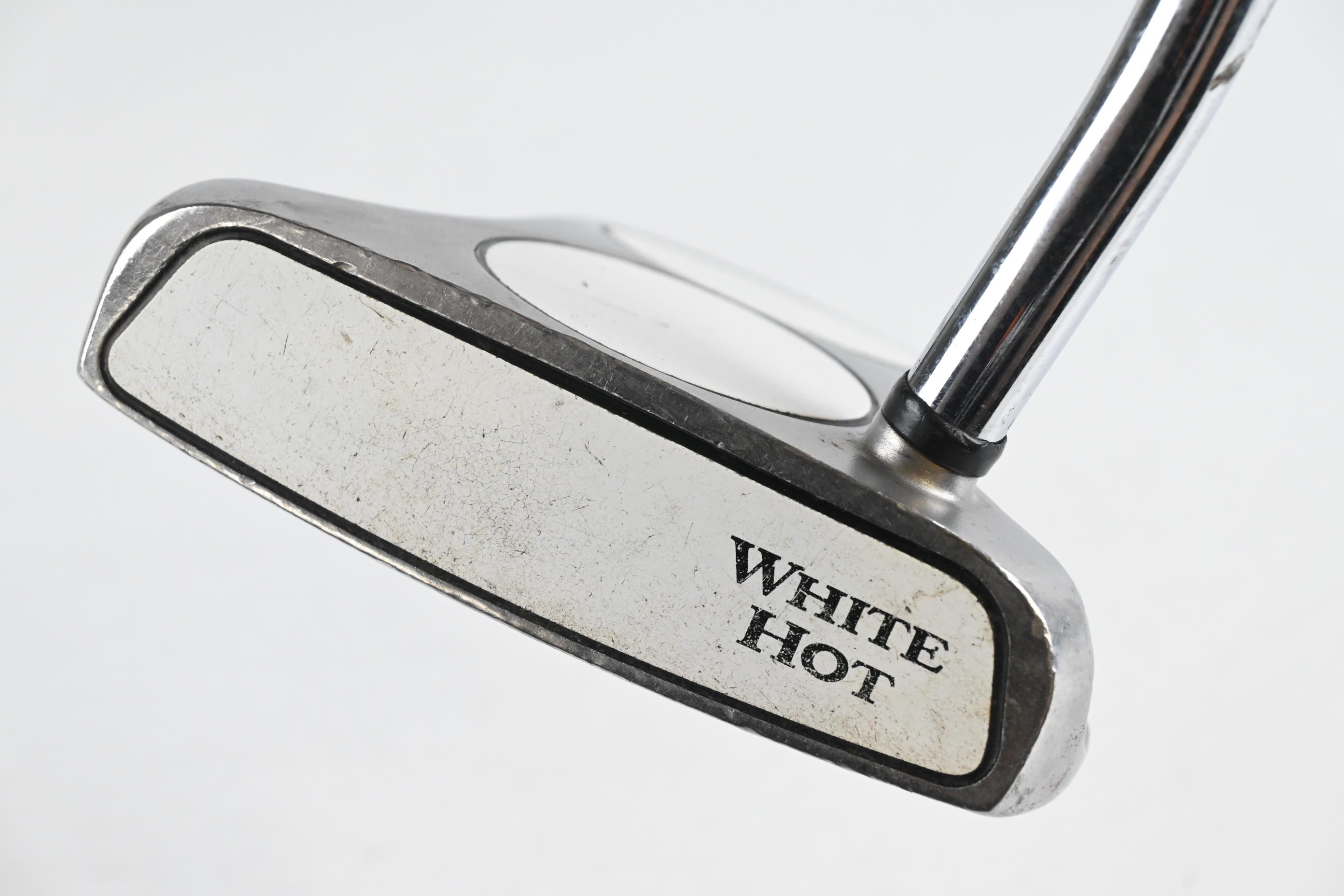 Odyssey White Hot 2-Ball Putter / 32 Inch