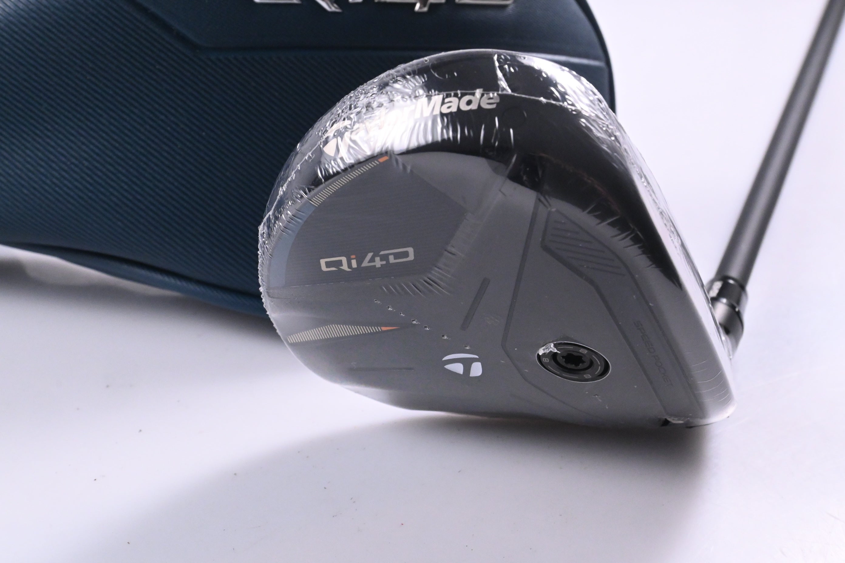 Taylormade Qi4D #5 Wood / 18 Degree / Stiff Flex REAX Blue 65 Shaft