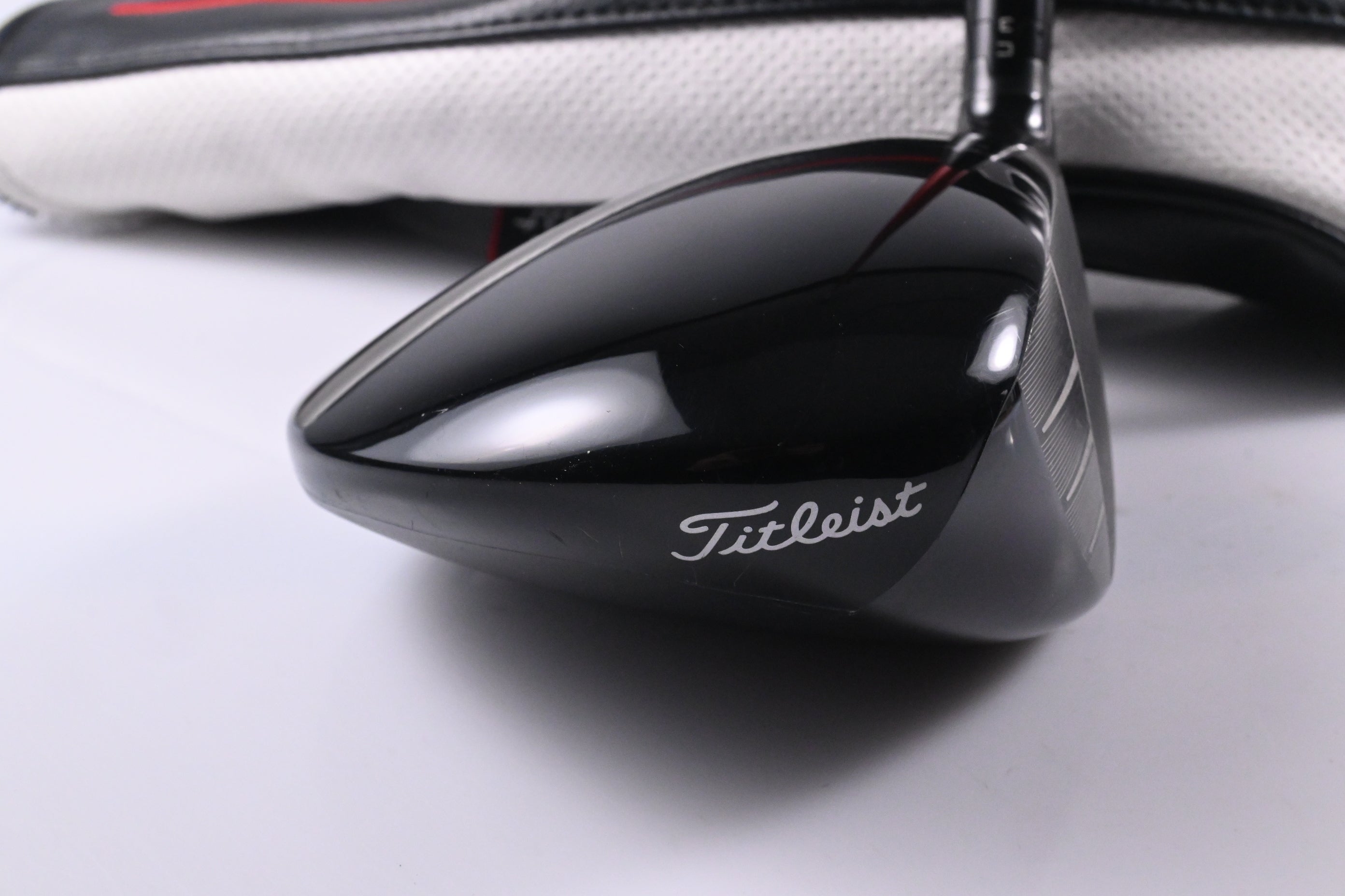 Titleist GT3 Driver / 10 Degree / Regular Flex Denali Red 50 Shaft