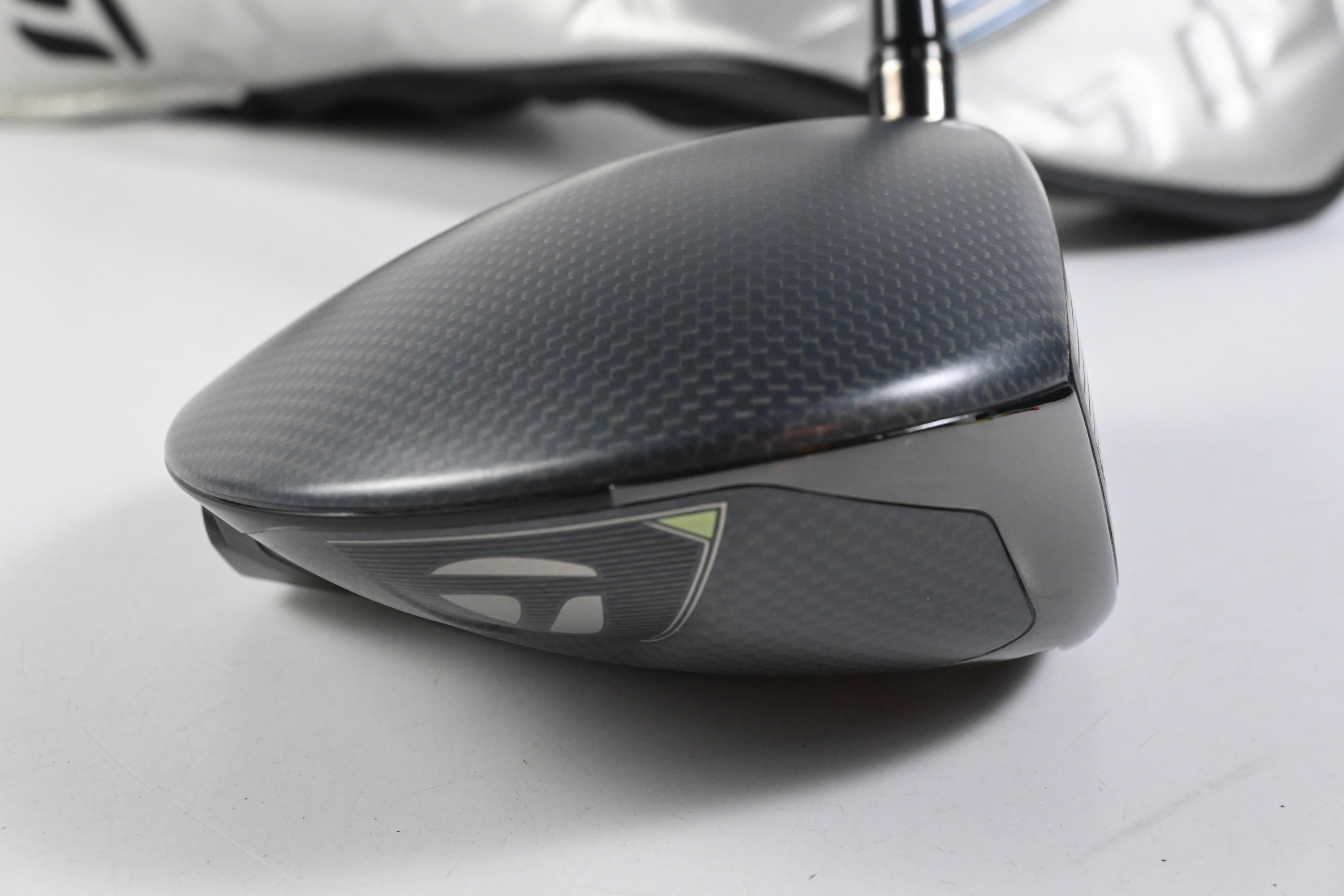Taylormade Qi35 LS Driver / 9 Degree / X-Flex Kai'li White 60 Shaft