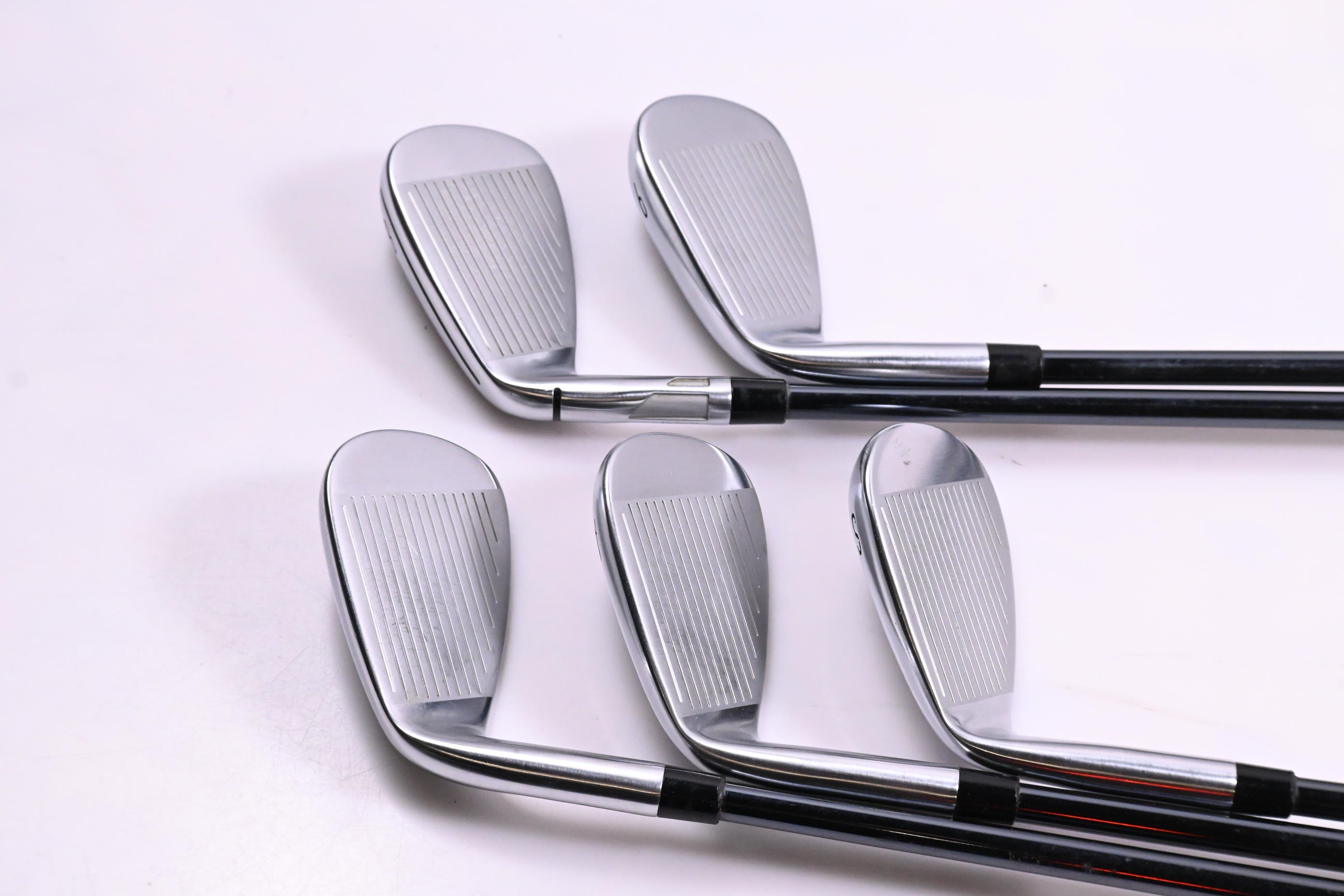 Taylormade Qi Irons / 8-PW+GW+SW / Regular Flex UST Recoil Dart 65 Shafts