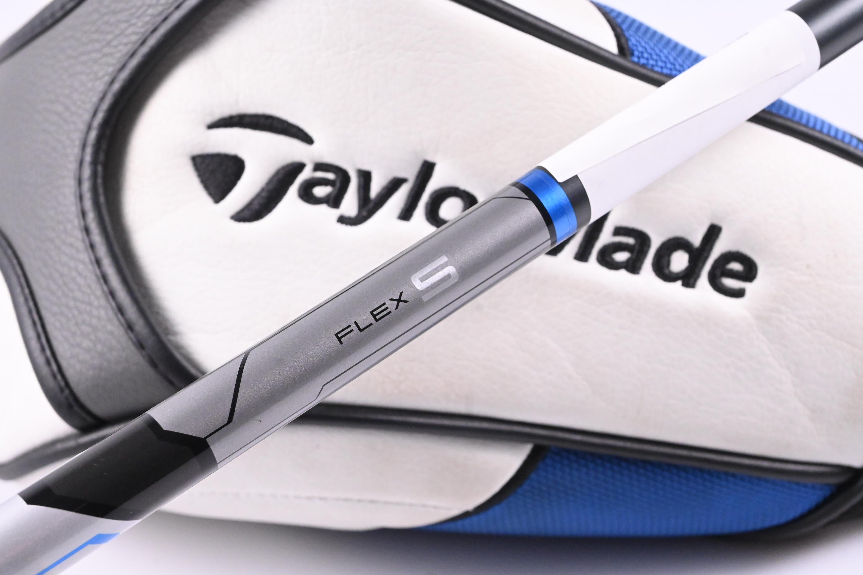 Taylormade SLDR Driver / 9.5 Degree / Stiff Flex Fujikura Speeder 57 Shaft
