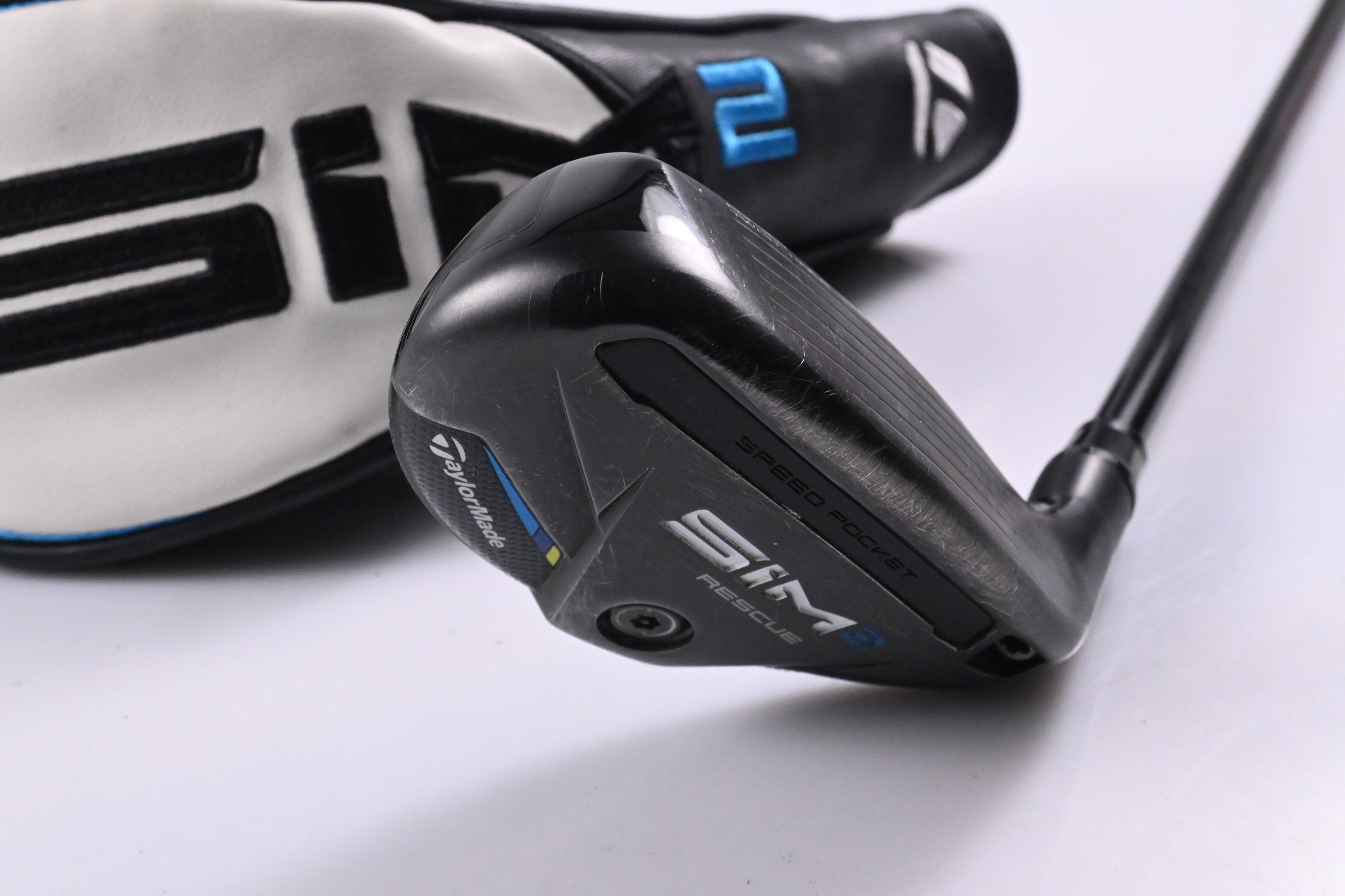 Taylormade SIM2 #3 Hybrid / 19.5 Degree / Stiff Flex Tensei AV Raw Blue 80 Shaft