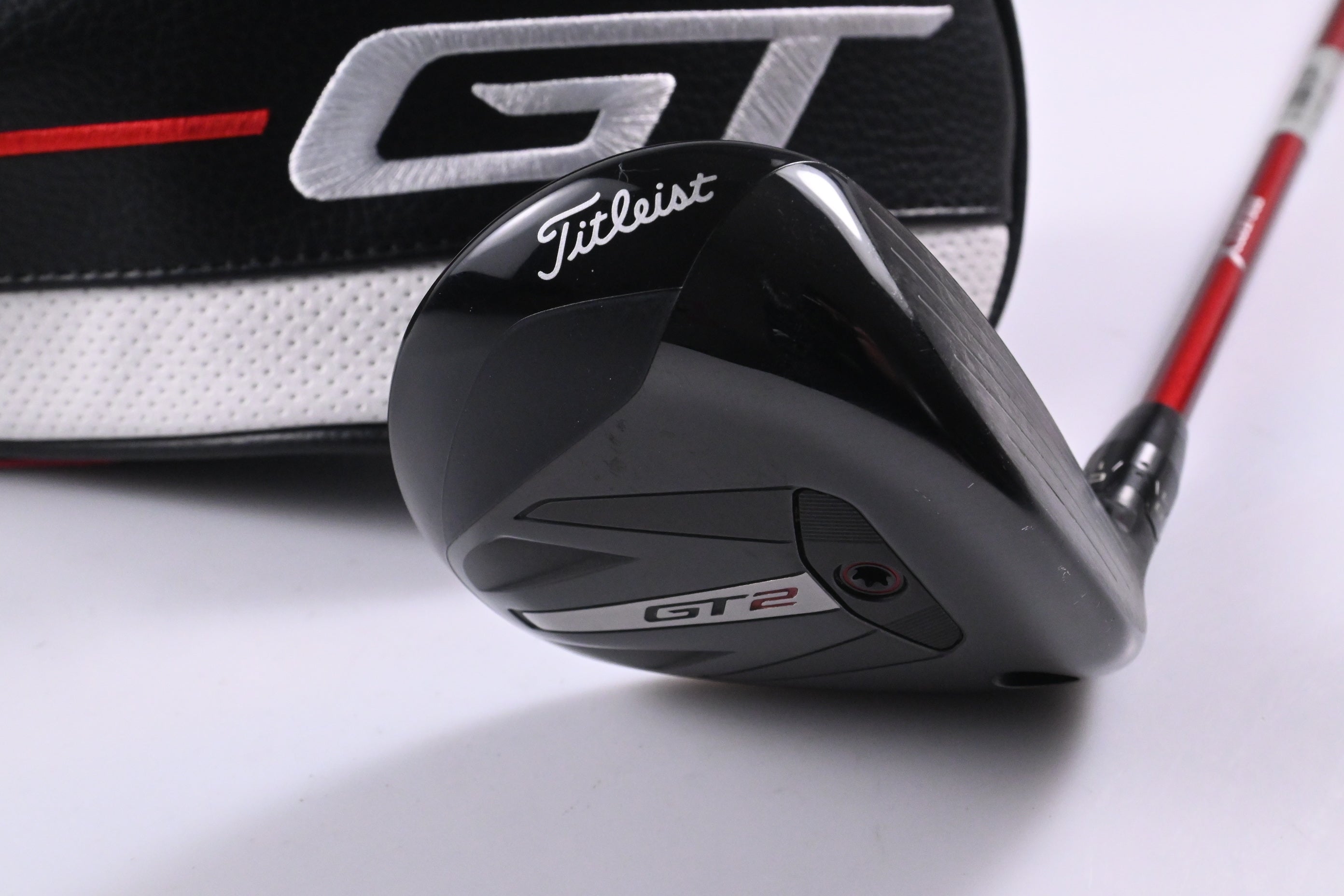 Titleist GT2 #5 Wood / 18 Degree / Regular Flex Denali Red 60 Shaft