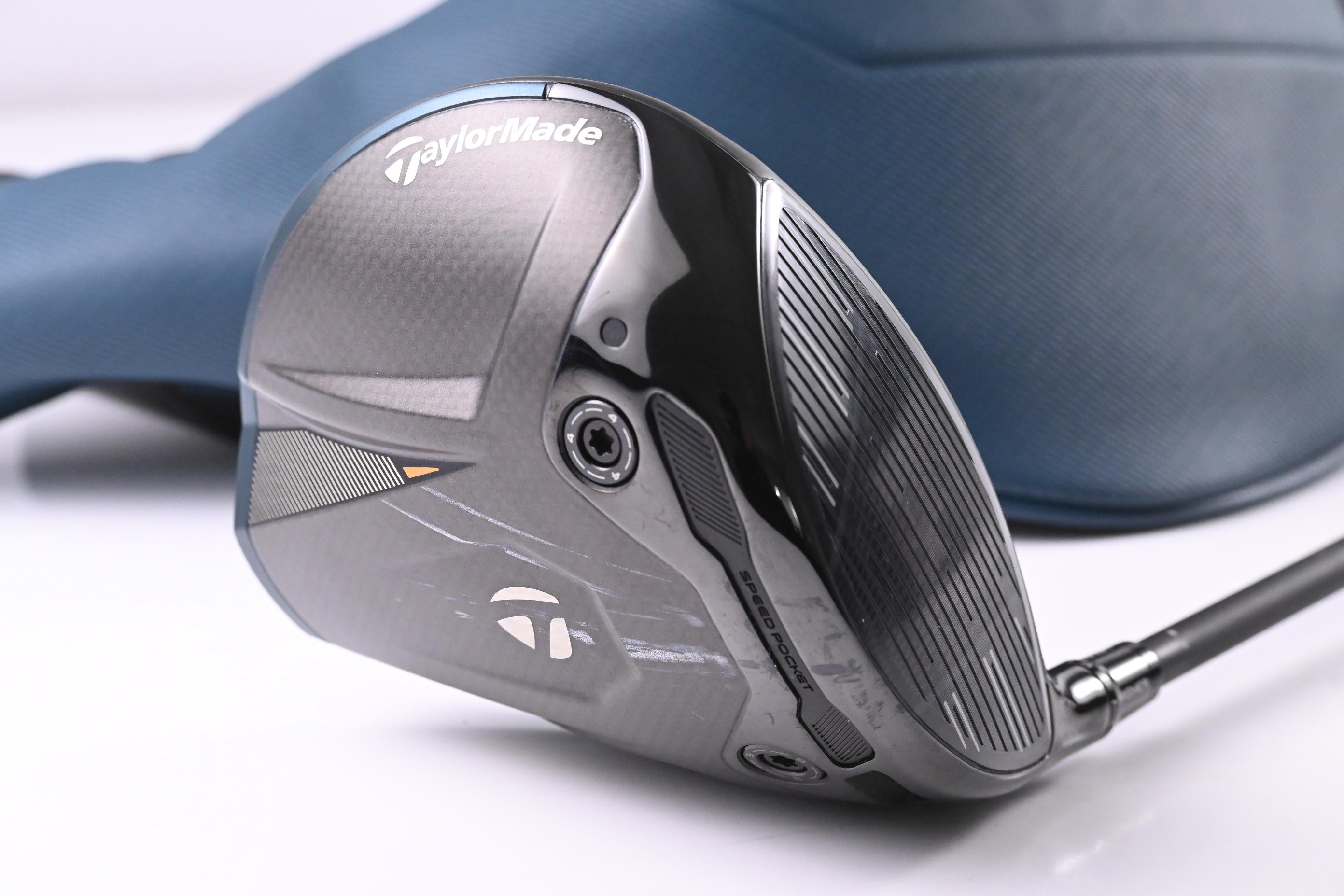 Taylormade Qi4D Driver / 10.5 Degree / Stiff Flex Reax Blue 50 Shaft