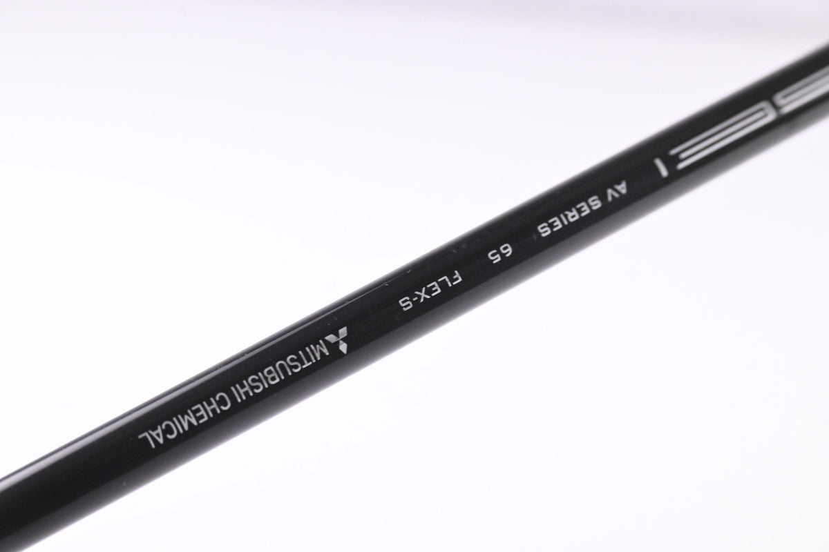 Cobra LTDx Driver / 9 Degree / Stiff Flex Tensei AV Raw White 65 Shaft
