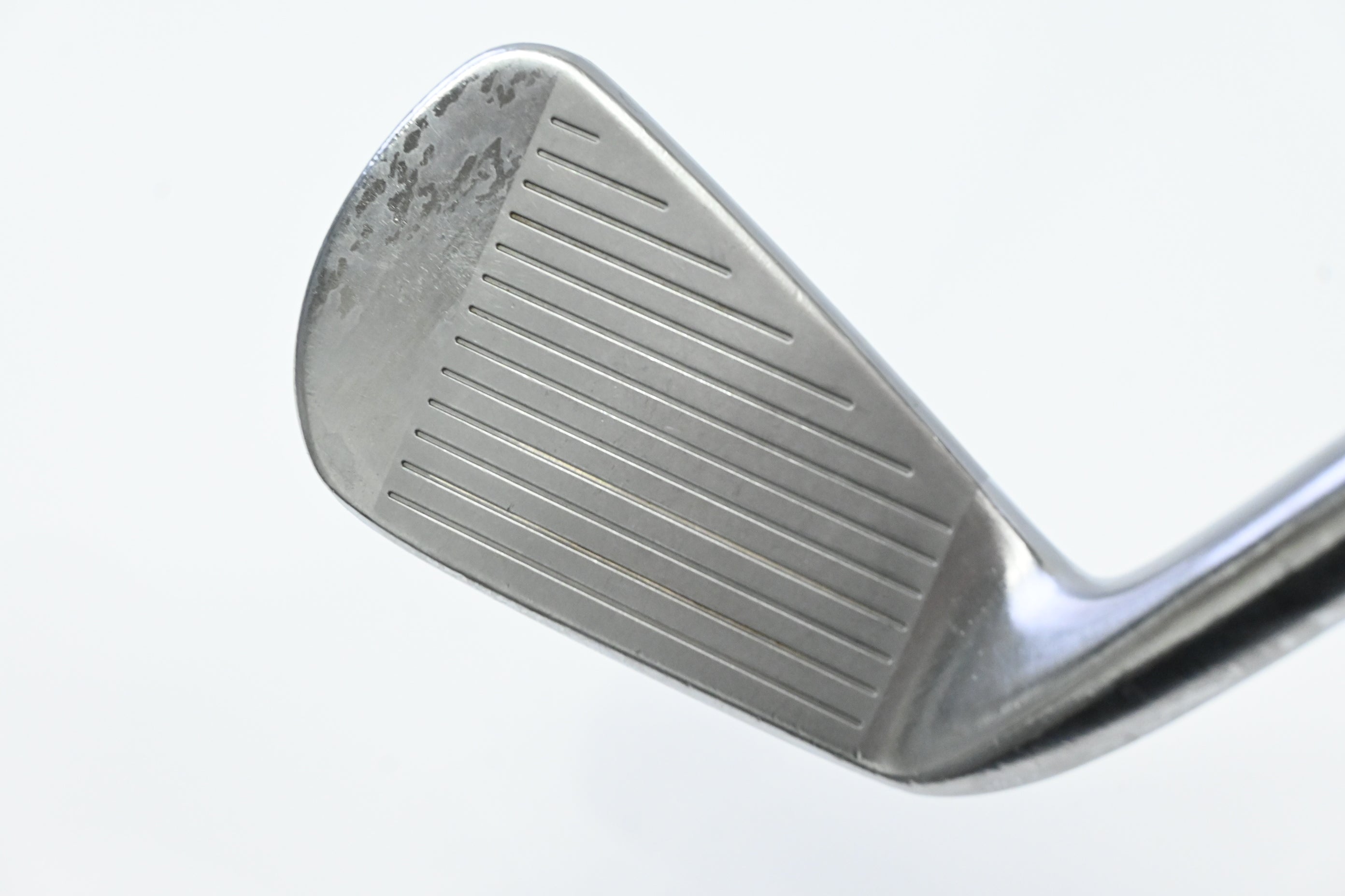 Taylormade P760 #4 Iron / 22.5 Degree / Stiff Flex Project X LZ Shaft