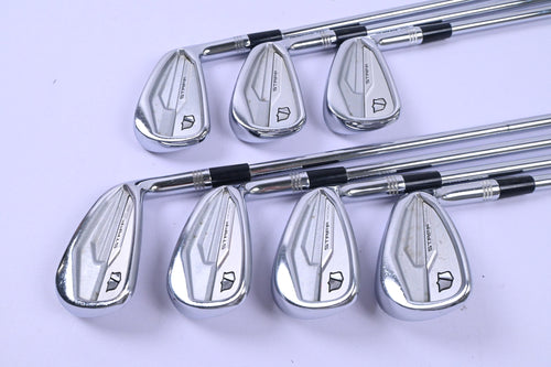 Wilson Staff Model 2024 CB Irons / 4-PW / Regular Flex Dynamic Gold 115 Shafts