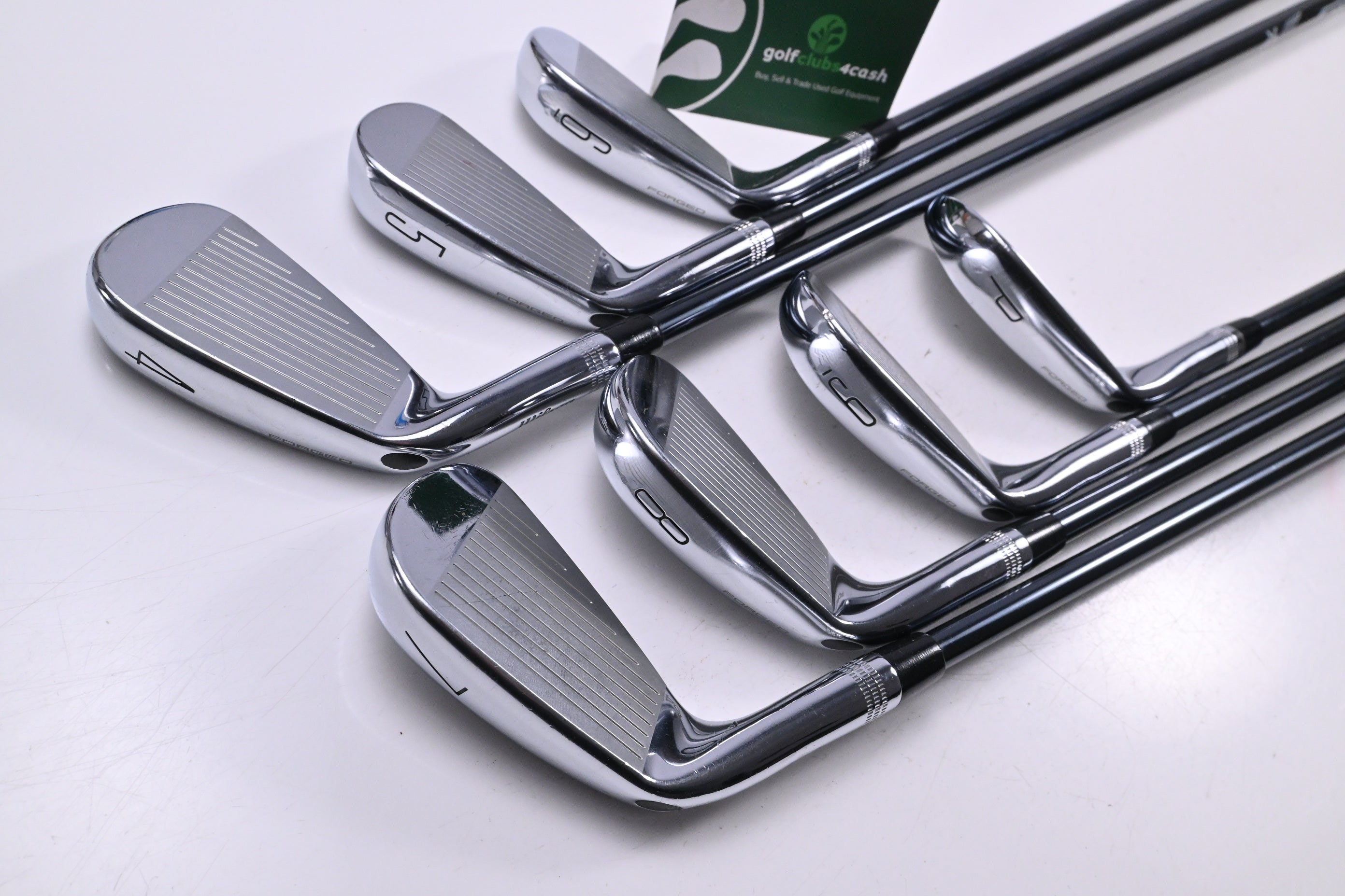 Wilson Staff Model CB 2024 Irons / 4-PW / Regular Flex UST Recoil Dart 65 Shafts