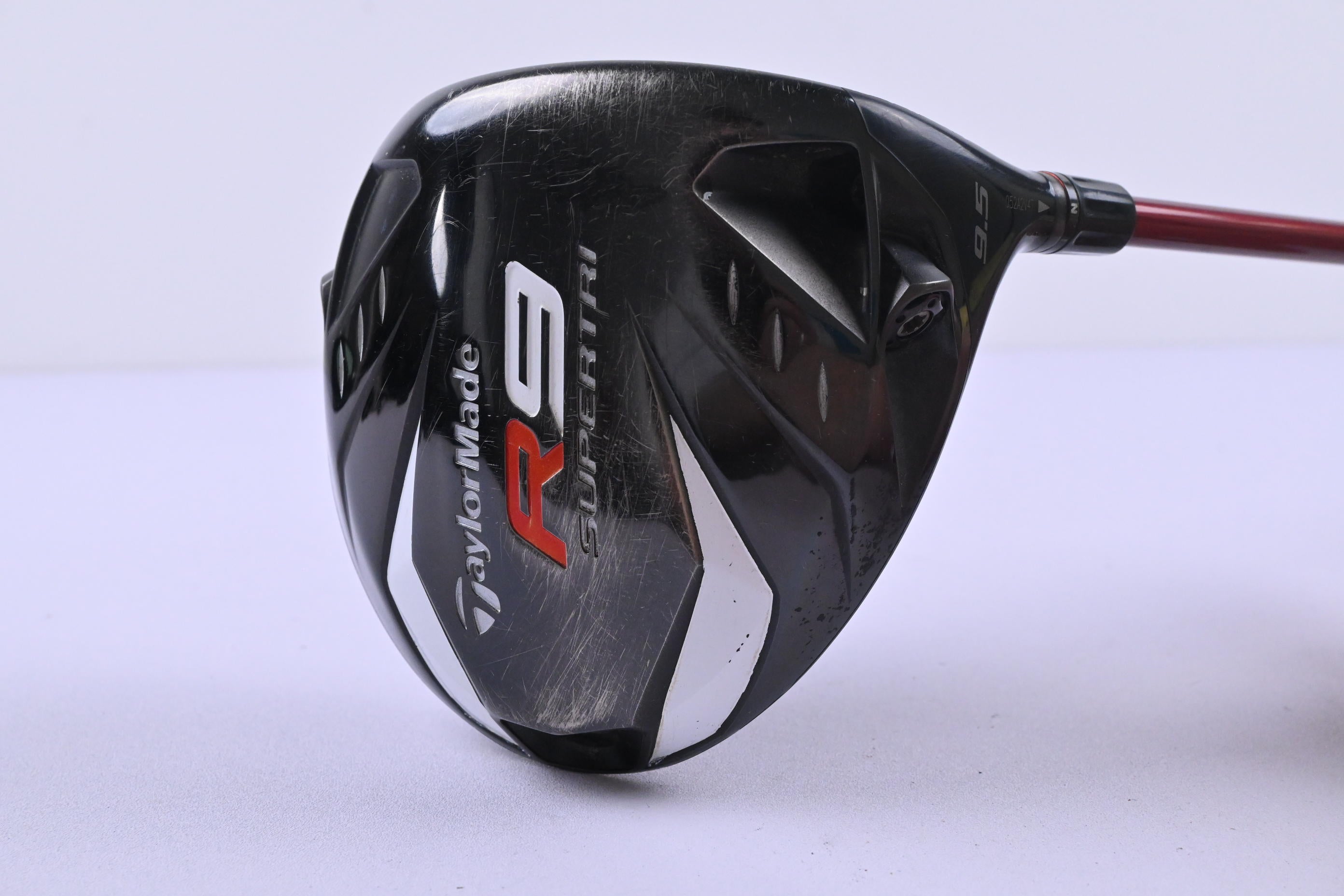 Taylormade R9 Supertri Driver / 9.5 Degree / Regular Flex Fujikura Motore 60