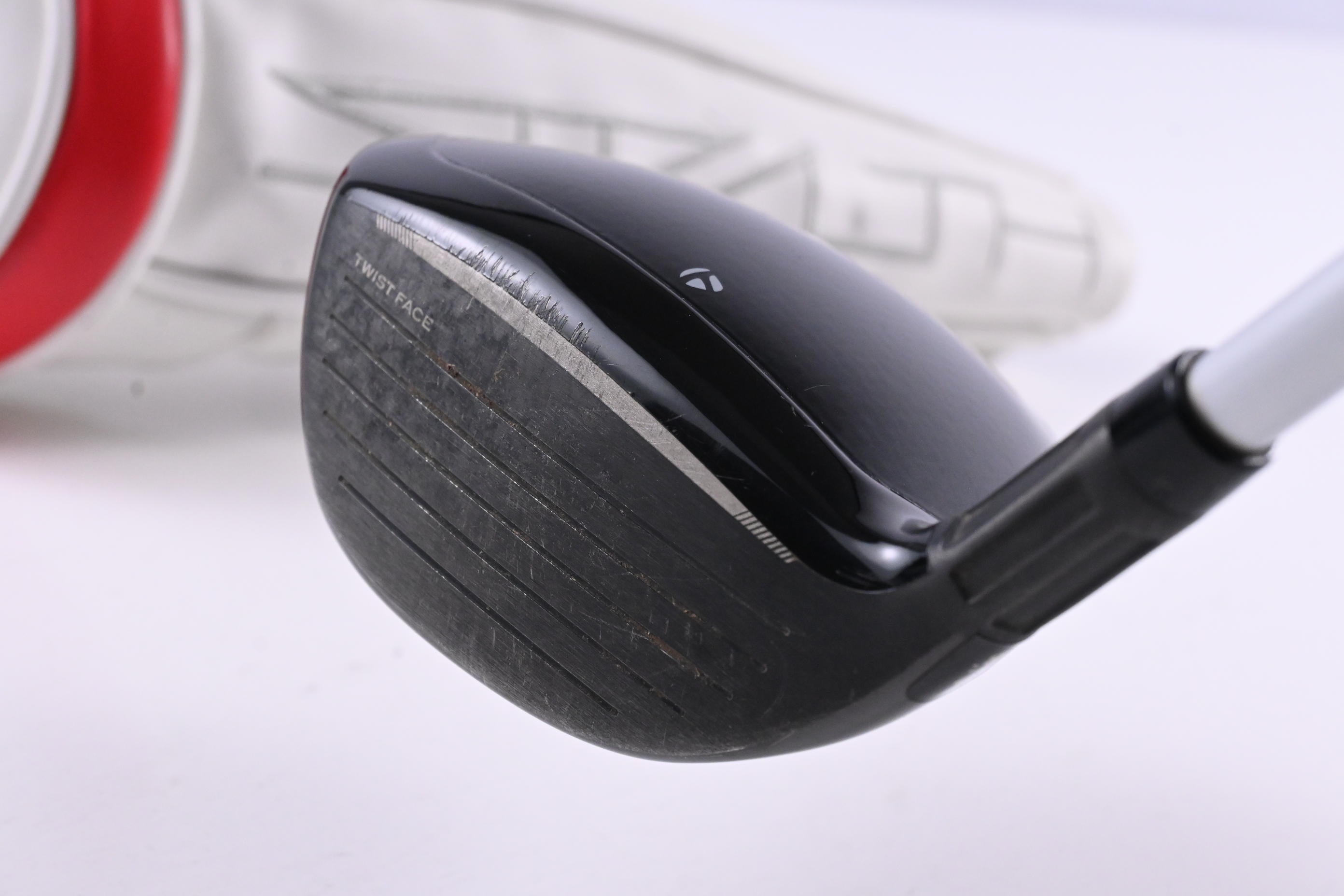 Ladies Taylormade Stealth #5 Wood / 18 Degree / Ladies Flex Aldila Ascent 45
