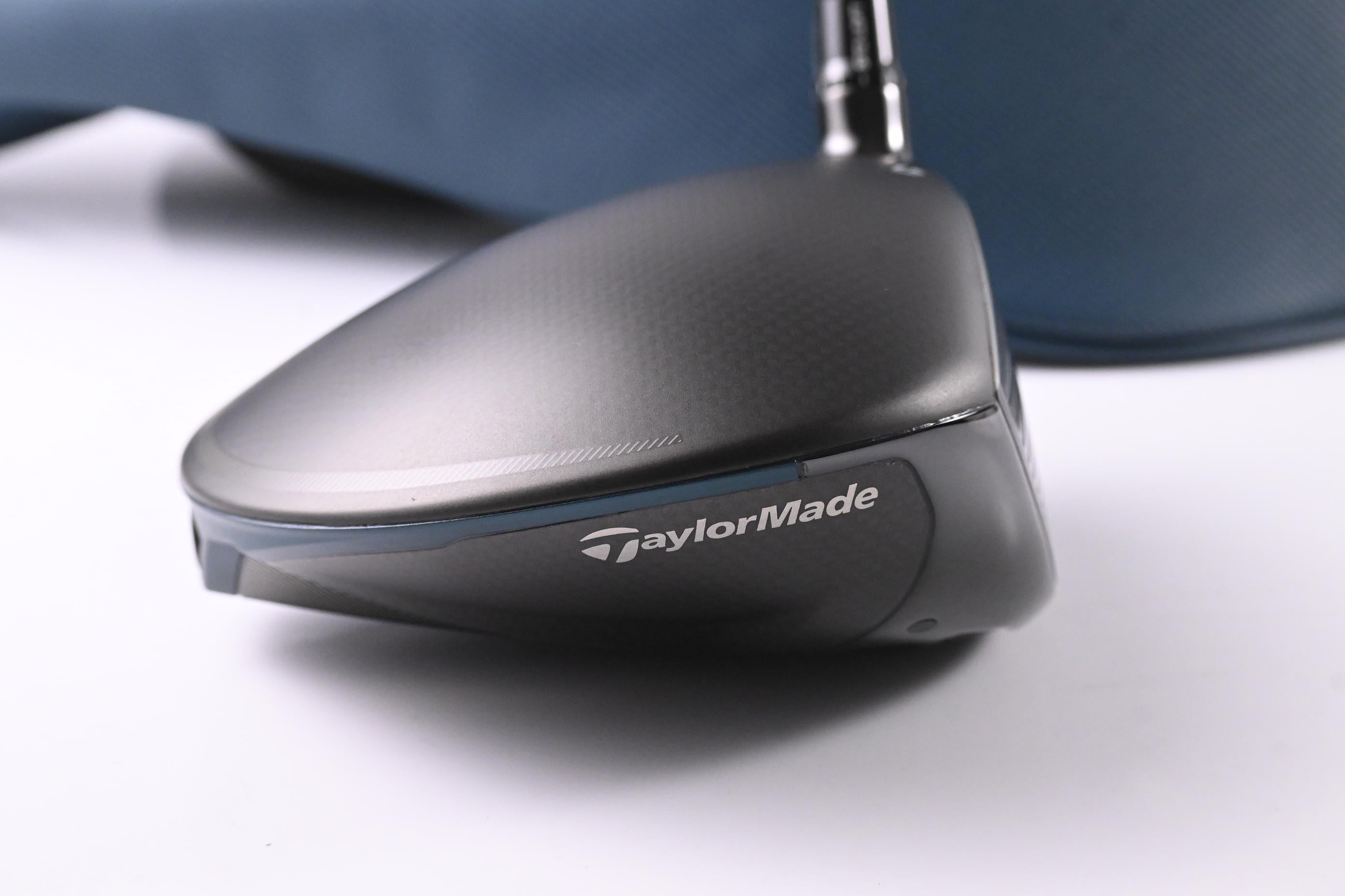 Taylormade Qi4D Driver / 10.5 Degree / Stiff Flex Reax Blue 50 Shaft