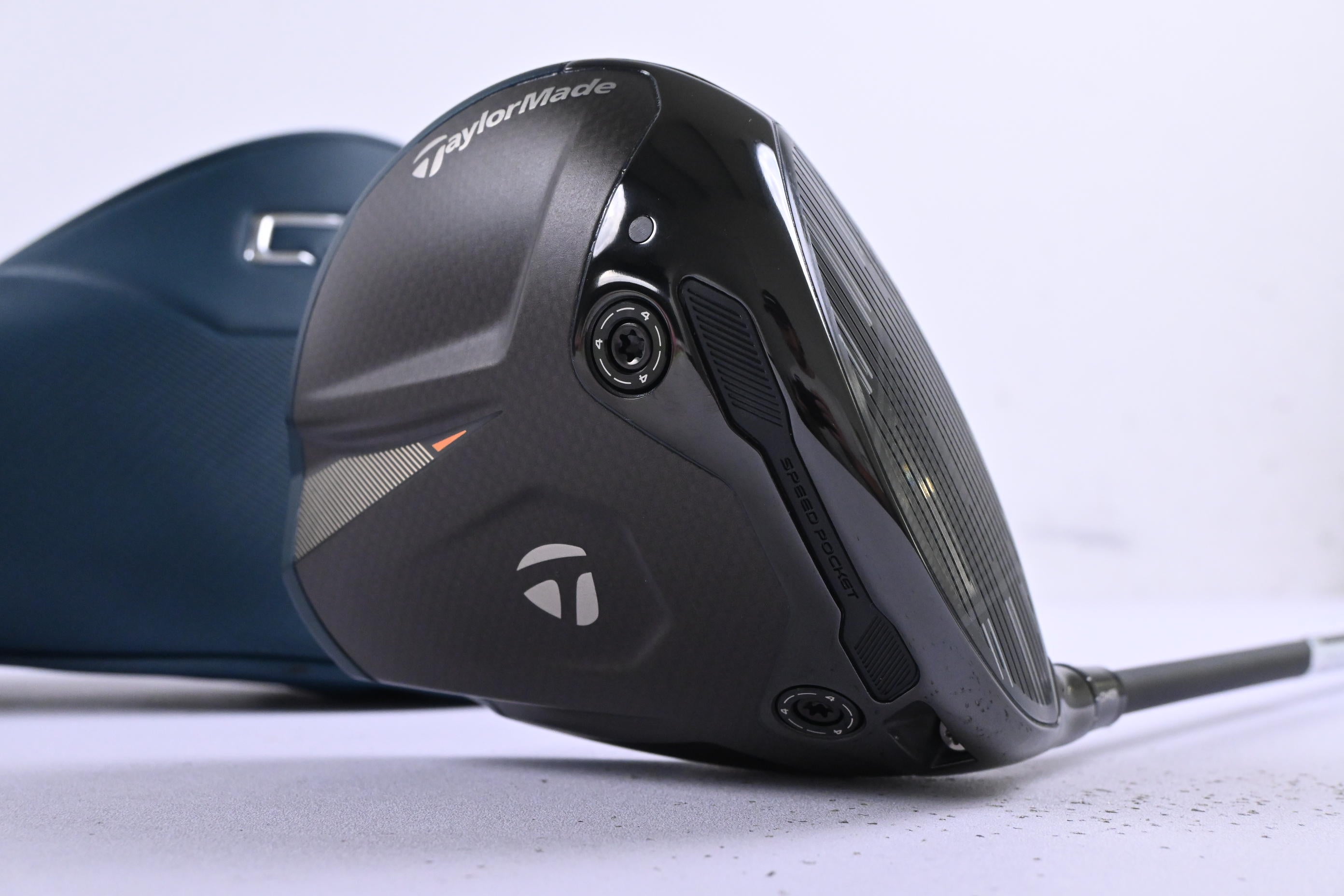 Taylormade Qi4D Driver / 10.5 Degree / Stiff Flex REAX Blue 50 Shaft